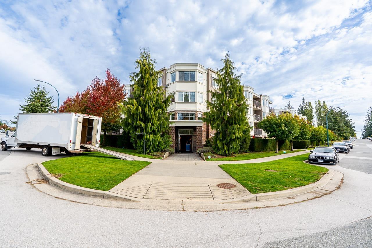 Ph4 15357 Roper Avenue, White Rock, British Columbia  V4B 2G2 - Photo 4 - R3082670