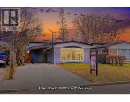 47 DEERFIELD ROAD, Toronto, Ontario