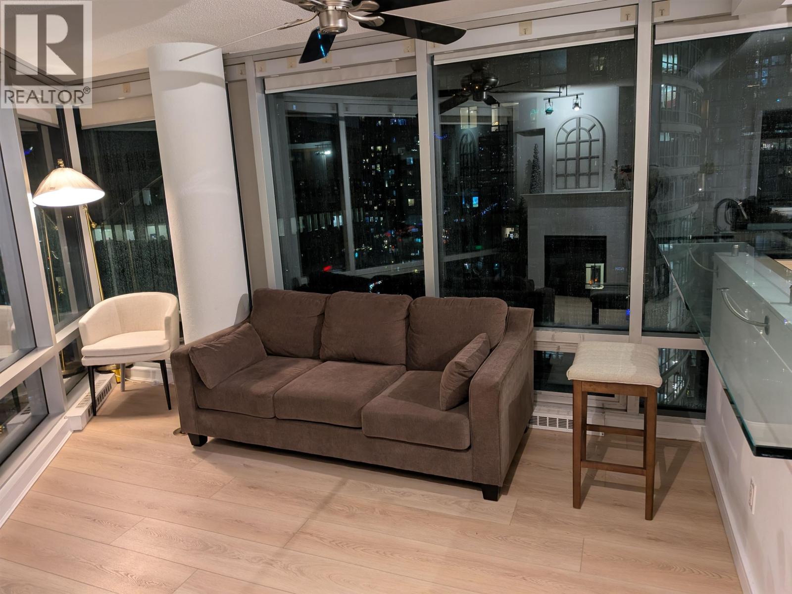 1202 1003 Burnaby Street, Vancouver, British Columbia  V6E 4R7 - Photo 8 - R3082536