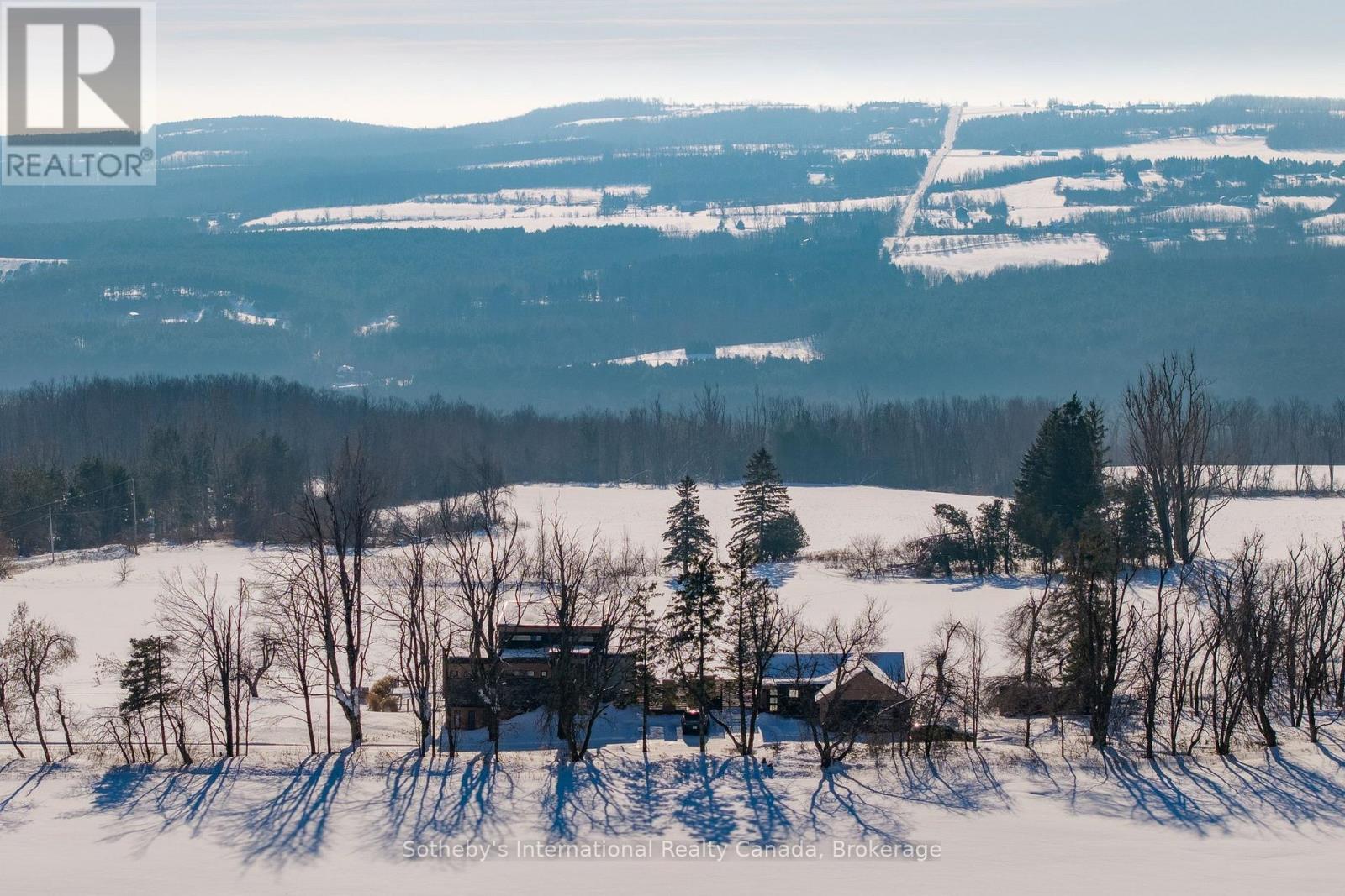 2566 5 Concession S, Clearview, Ontario L0M 1G0 - Photo 4 - S12722310