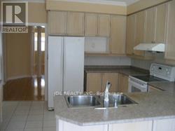 105 Elmrill Road, Markham, Ontario  L6C 2Y4 - Photo 11 - N12725944