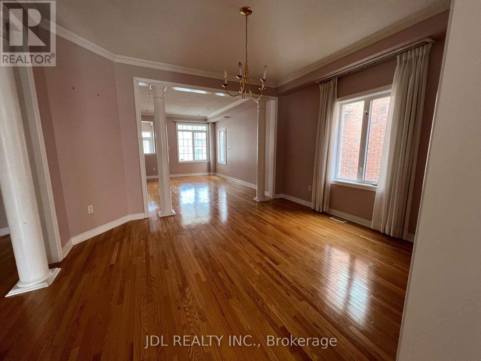 105 Elmrill Road, Markham, Ontario  L6C 2Y4 - Photo 2 - N12725944