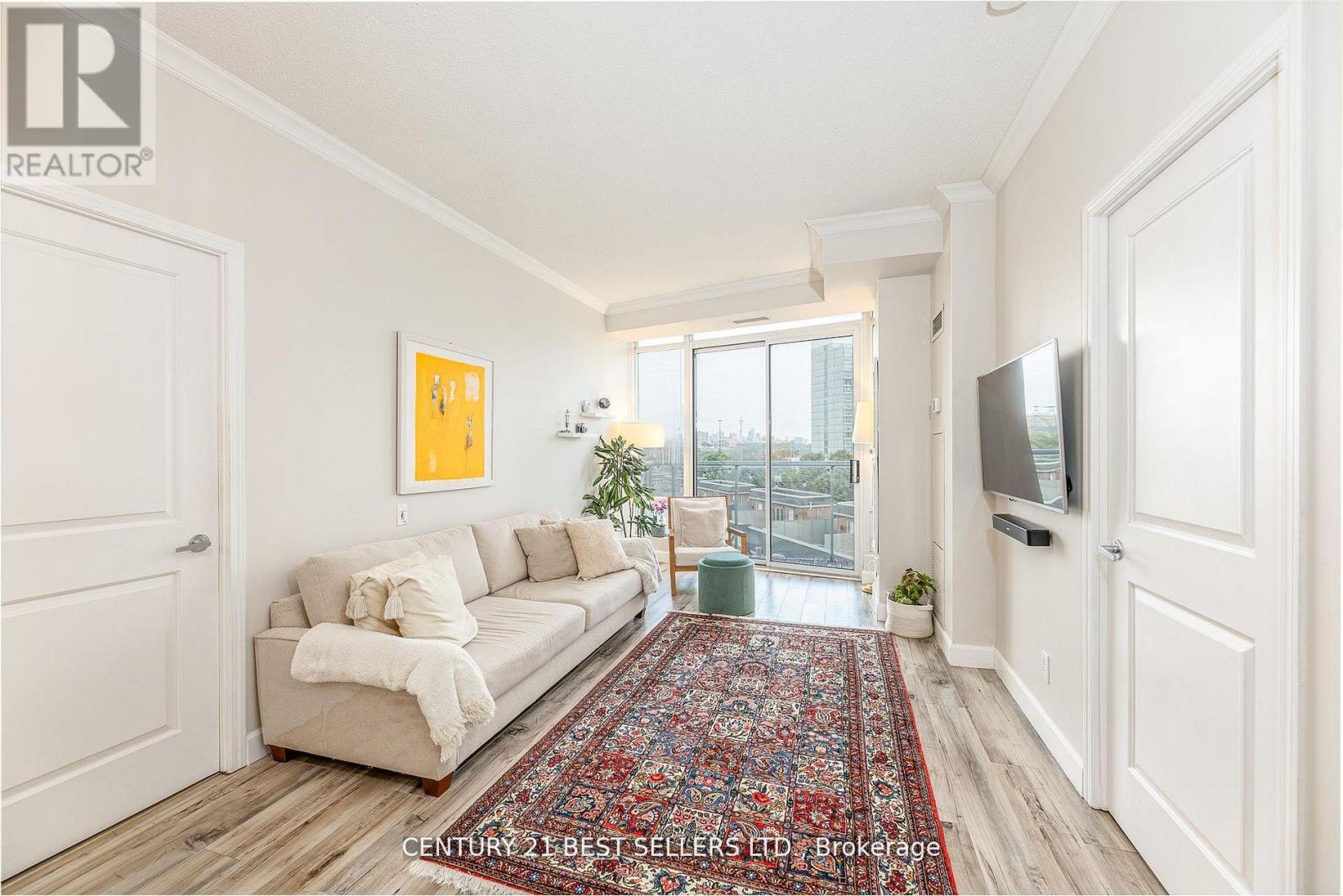 609 - 15 Windermere Avenue, Toronto, Ontario  M6S 5A2 - Photo 8 - W12725868