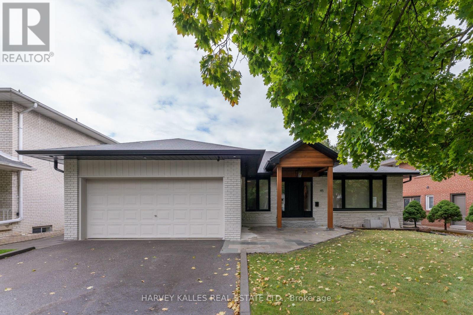 45 PETTIT DRIVE, Toronto, Ontario