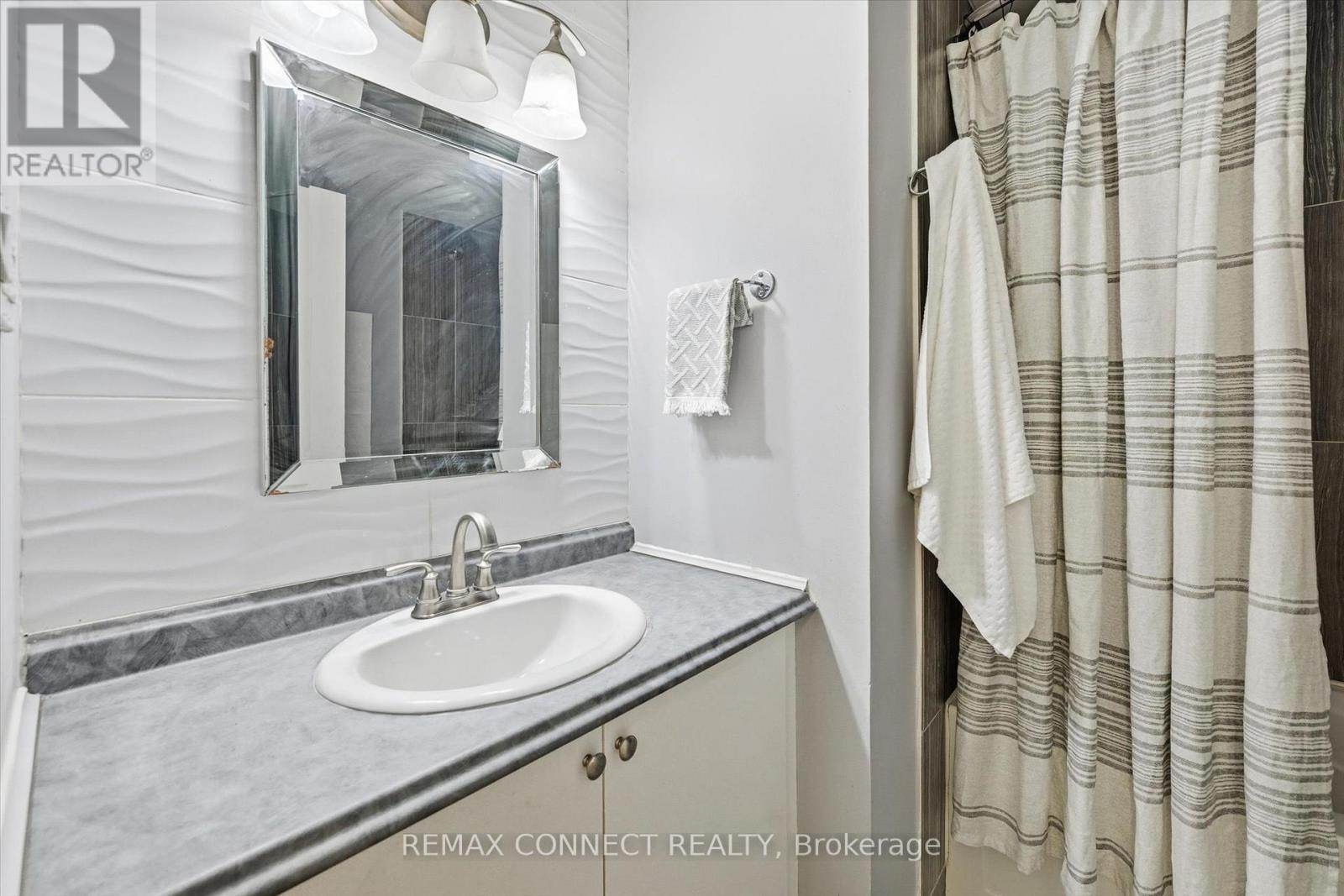 23 - 2185 Fairchild Boulevard, Burlington, Ontario  L7P 3P6 - Photo 33 - W12725916