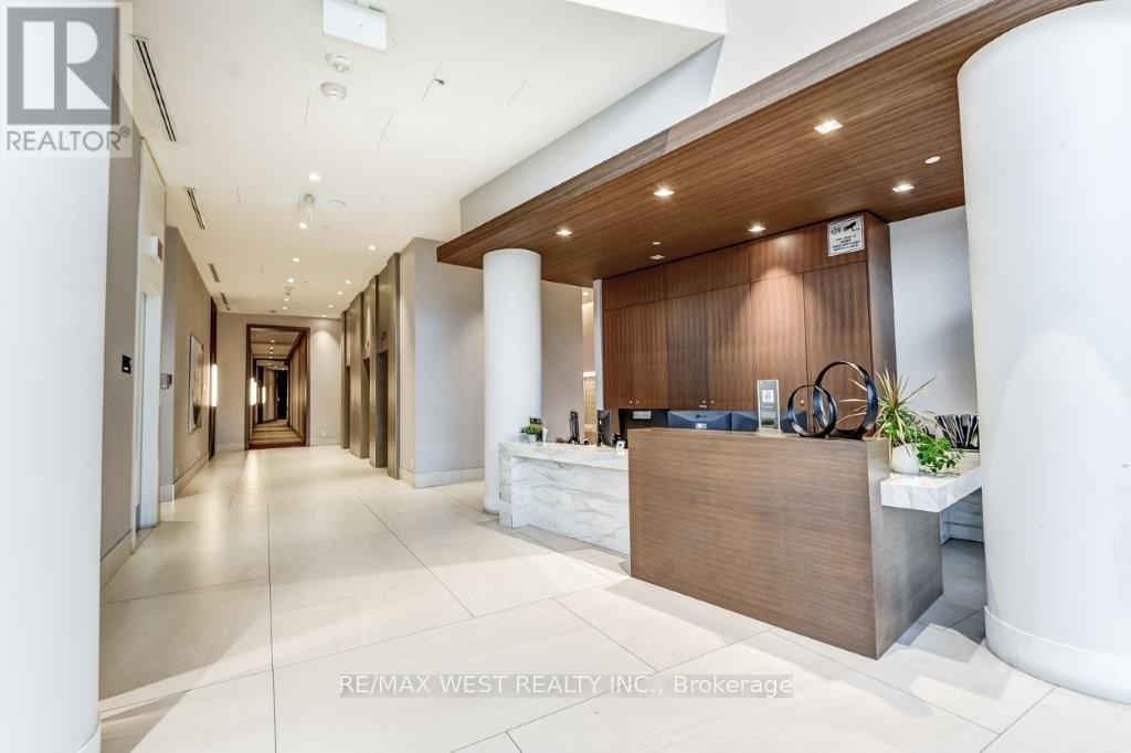 608 - 20 Brin Drive, Toronto, Ontario  M8X 0B2 - Photo 4 - W12725922