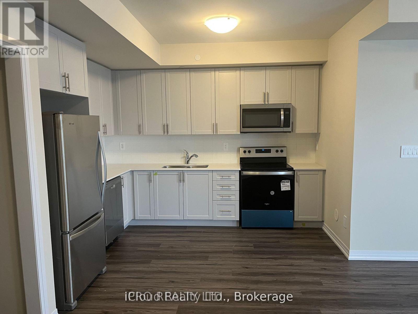 121 - 1585 Rose Way, Milton, Ontario  L9E 1N4 - Photo 8 - W12725942