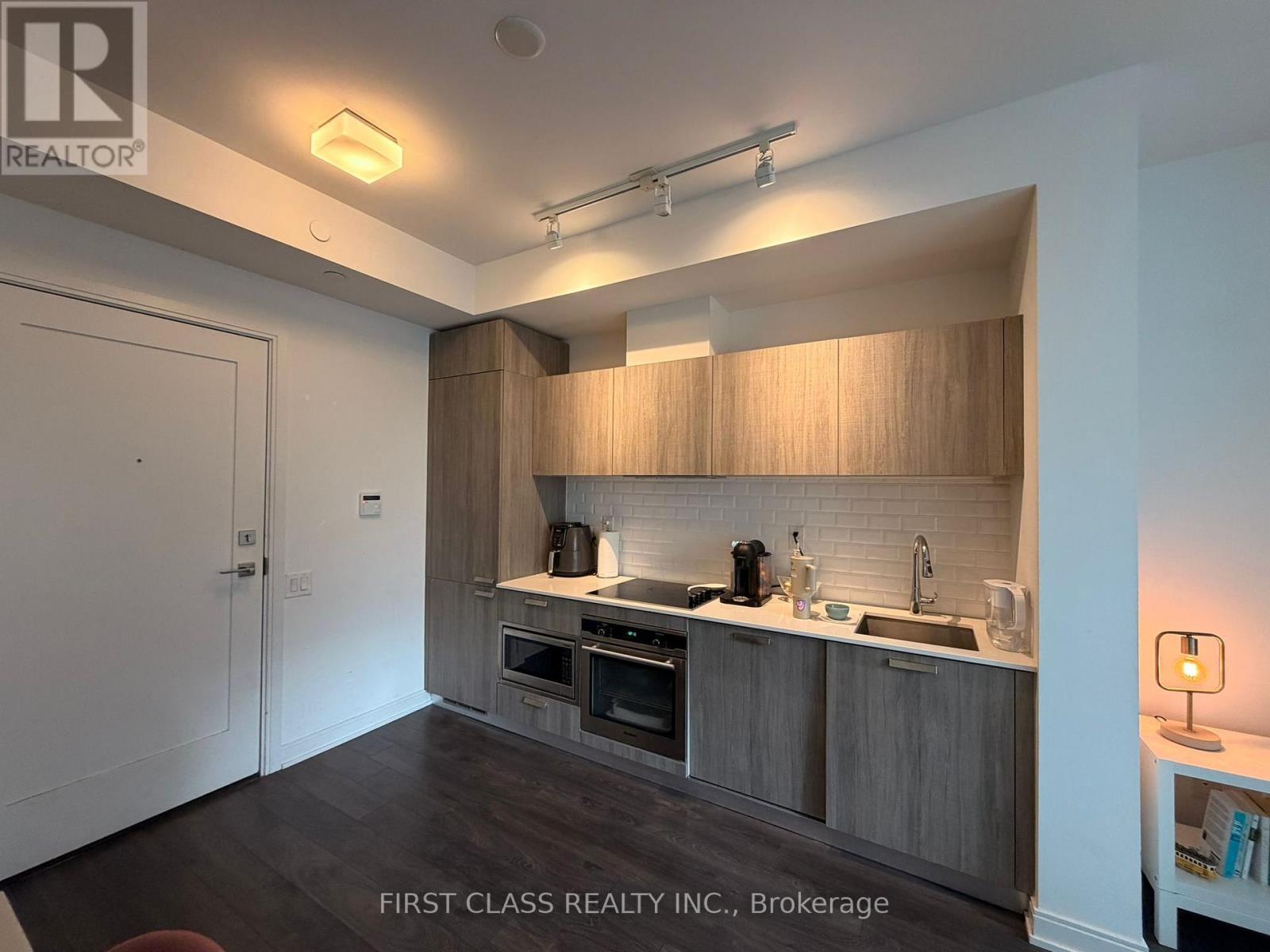 604 - 50 Charles Street E, Toronto, Ontario  M4Y 0C3 - Photo 3 - C12718254