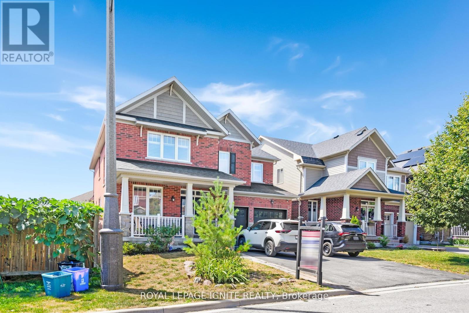 210 Blackwell Crescent, Oshawa, Ontario  L1L 0C9 - Photo 3 - E12458590