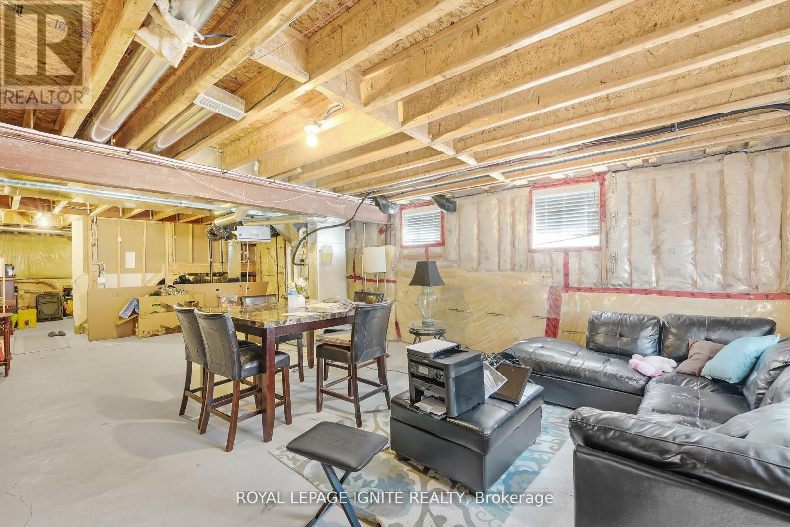 210 Blackwell Crescent, Oshawa, Ontario  L1L 0C9 - Photo 37 - E12458590