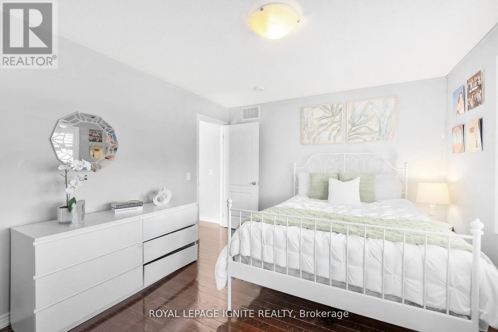 210 Blackwell Crescent, Oshawa, Ontario  L1L 0C9 - Photo 21 - E12458590