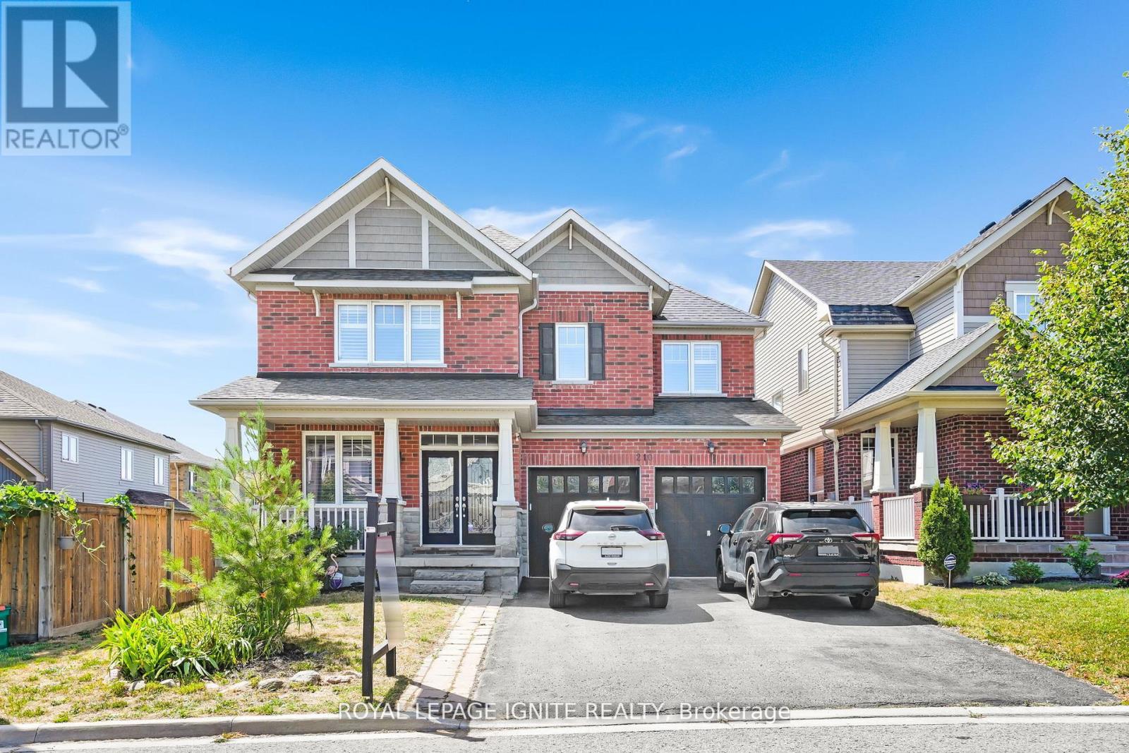 210 Blackwell Crescent, Oshawa, Ontario  L1L 0C9 - Photo 2 - E12458590