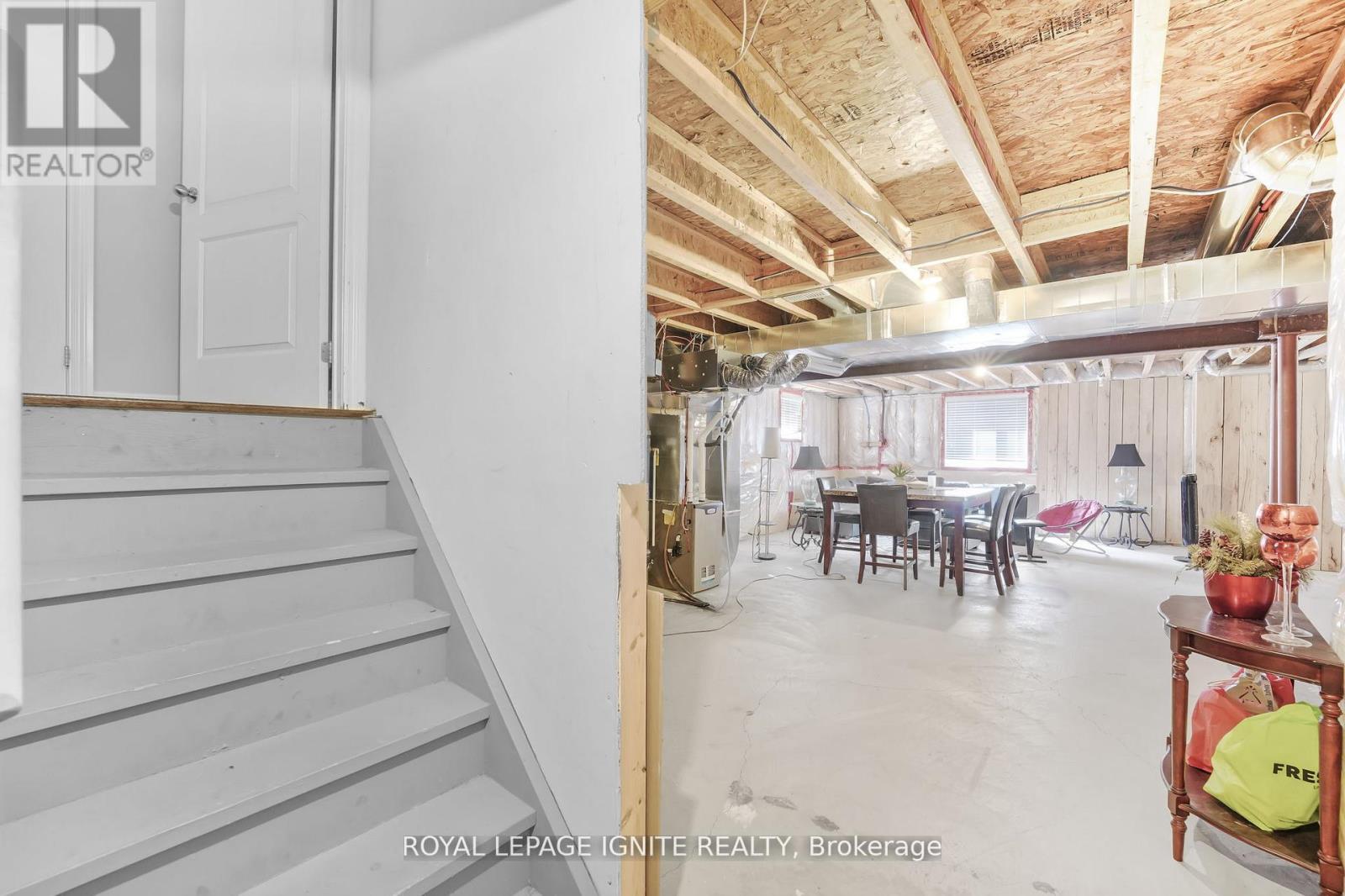 210 Blackwell Crescent, Oshawa, Ontario  L1L 0C9 - Photo 34 - E12458590