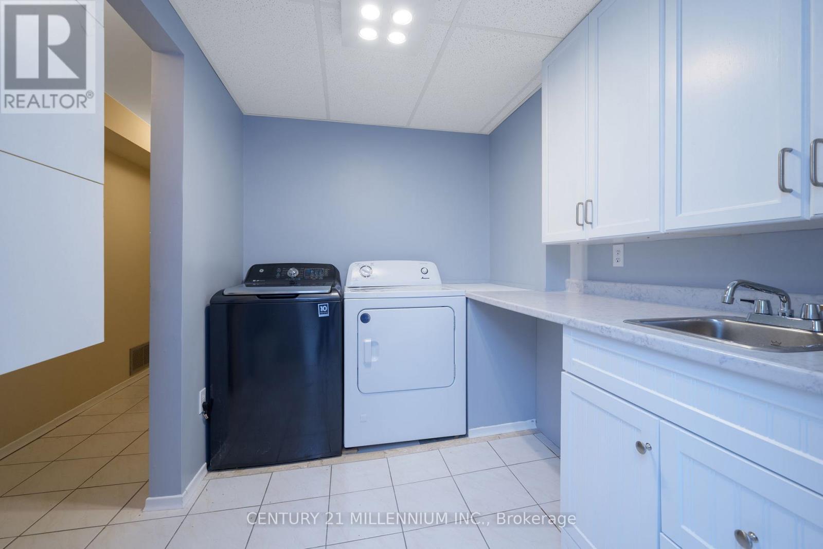 7 Drayton Crescent, Brampton, Ontario  L6T 3G6 - Photo 18 - W12719086