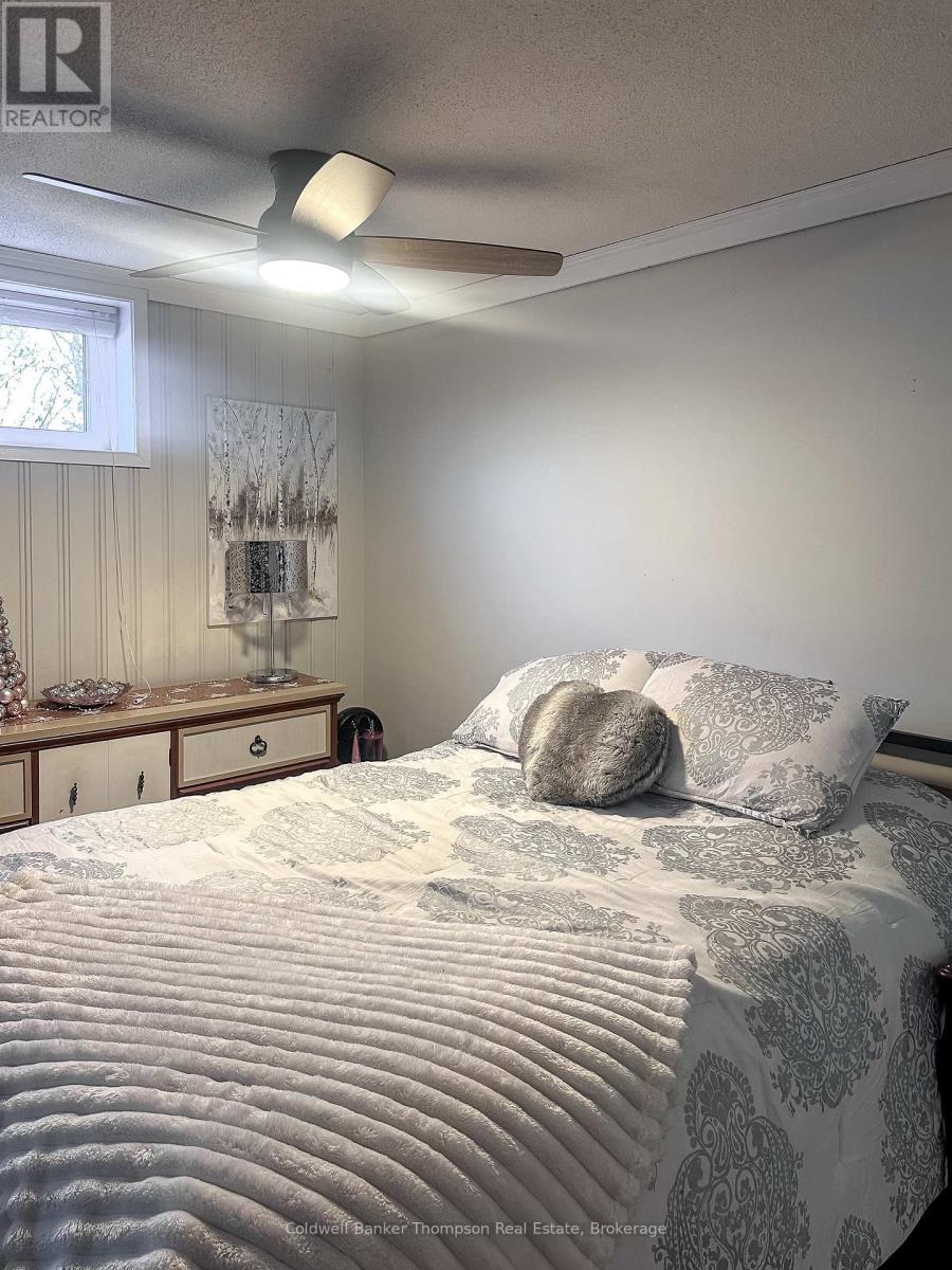 2 - 31 King Crescent, Huntsville, Ontario  P1H 1X6 - Photo 7 - X12726046