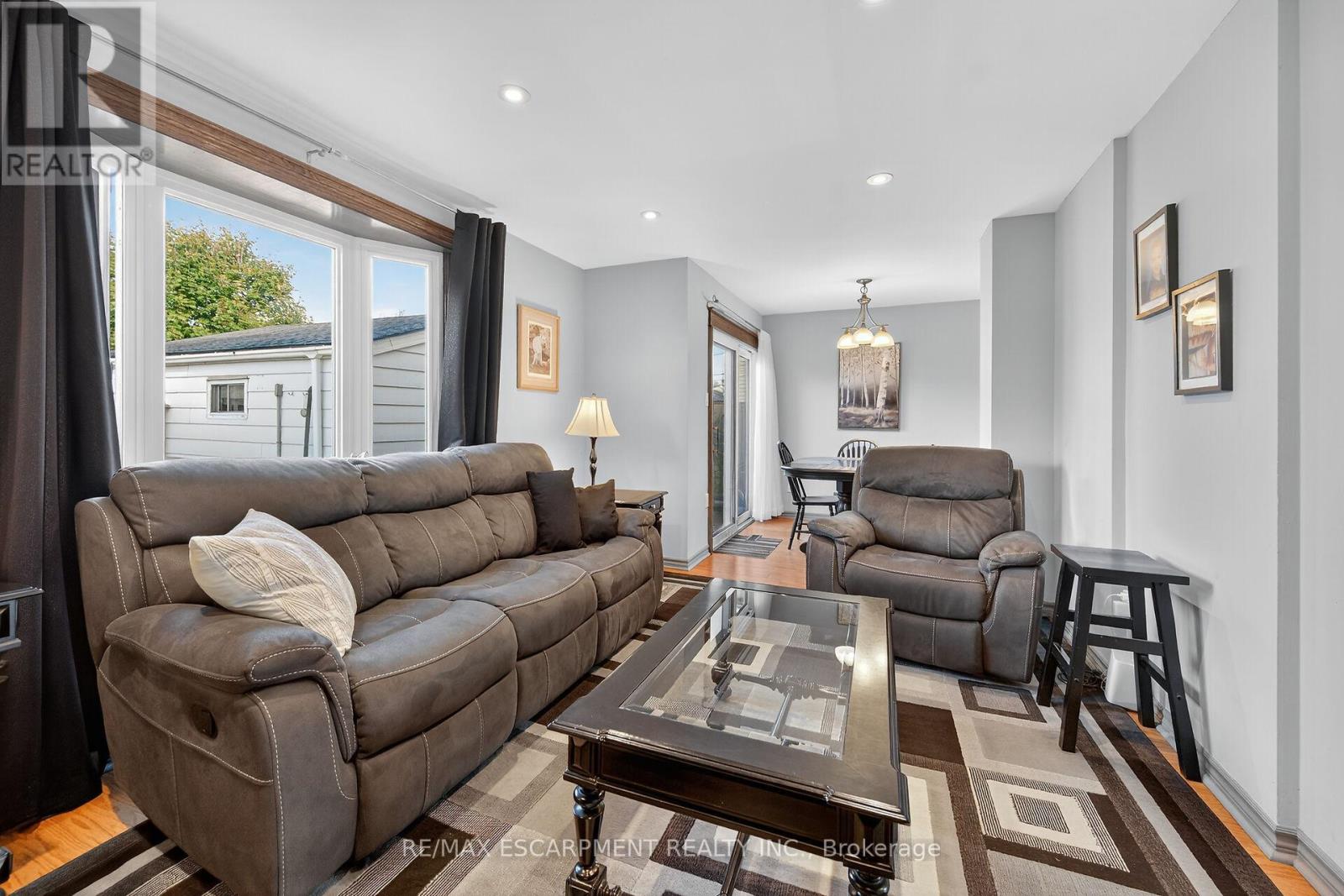 211 Birchcliffe Crescent, Hamilton, Ontario  L8T 4L1 - Photo 19 - X12480007