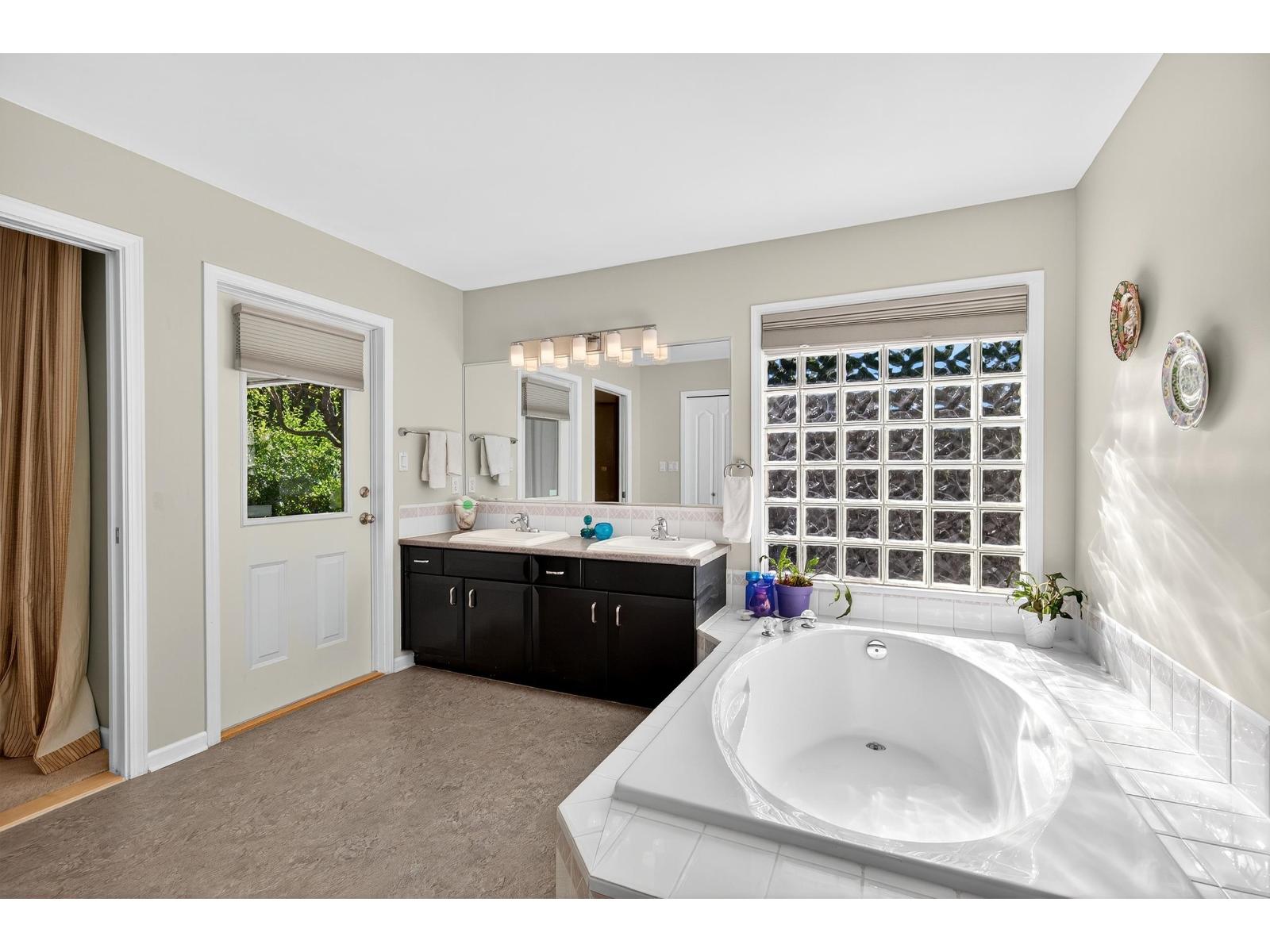 27012 25 Avenue, Langley, British Columbia  V4W 3W5 - Photo 23 - R3081649