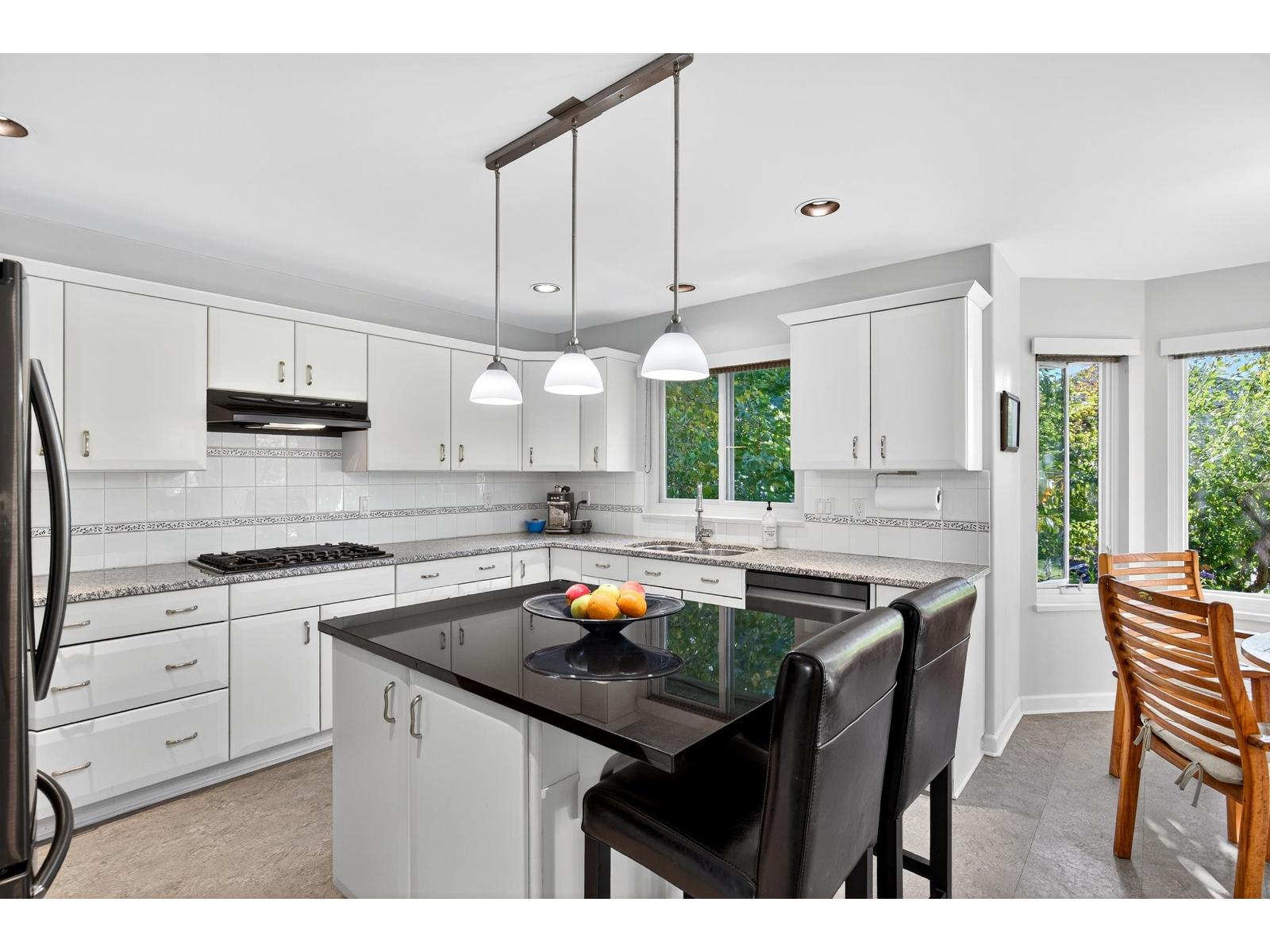 27012 25 Avenue, Langley, British Columbia  V4W 3W5 - Photo 10 - R3081649