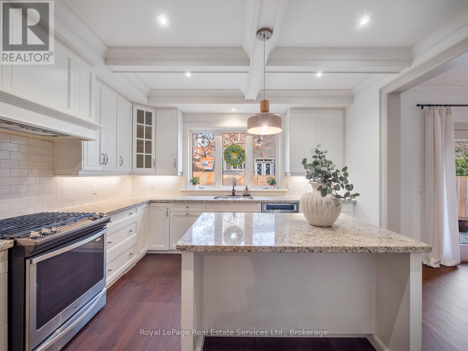 437 Inglehart Street N, Oakville, Ontario  L6J 3J5 - Photo 18 - W12726074