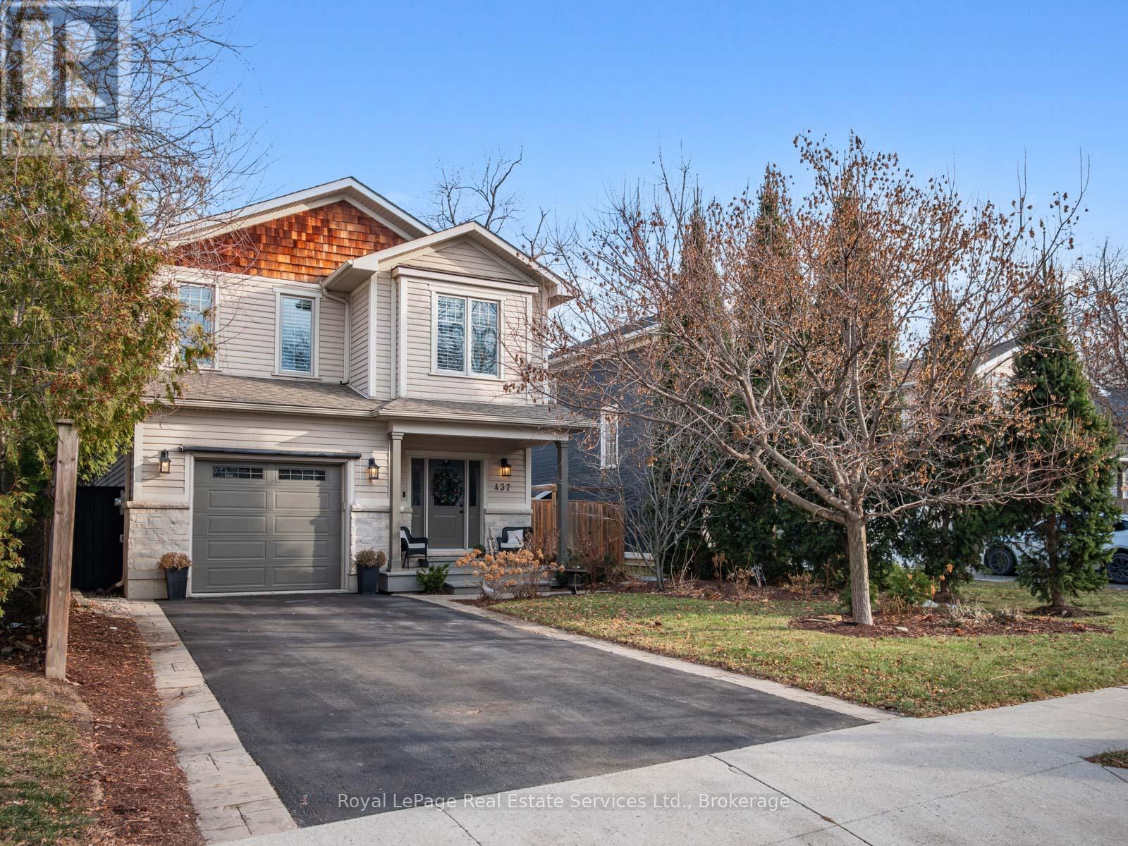 437 Inglehart Street N, Oakville, Ontario  L6J 3J5 - Photo 2 - W12726074