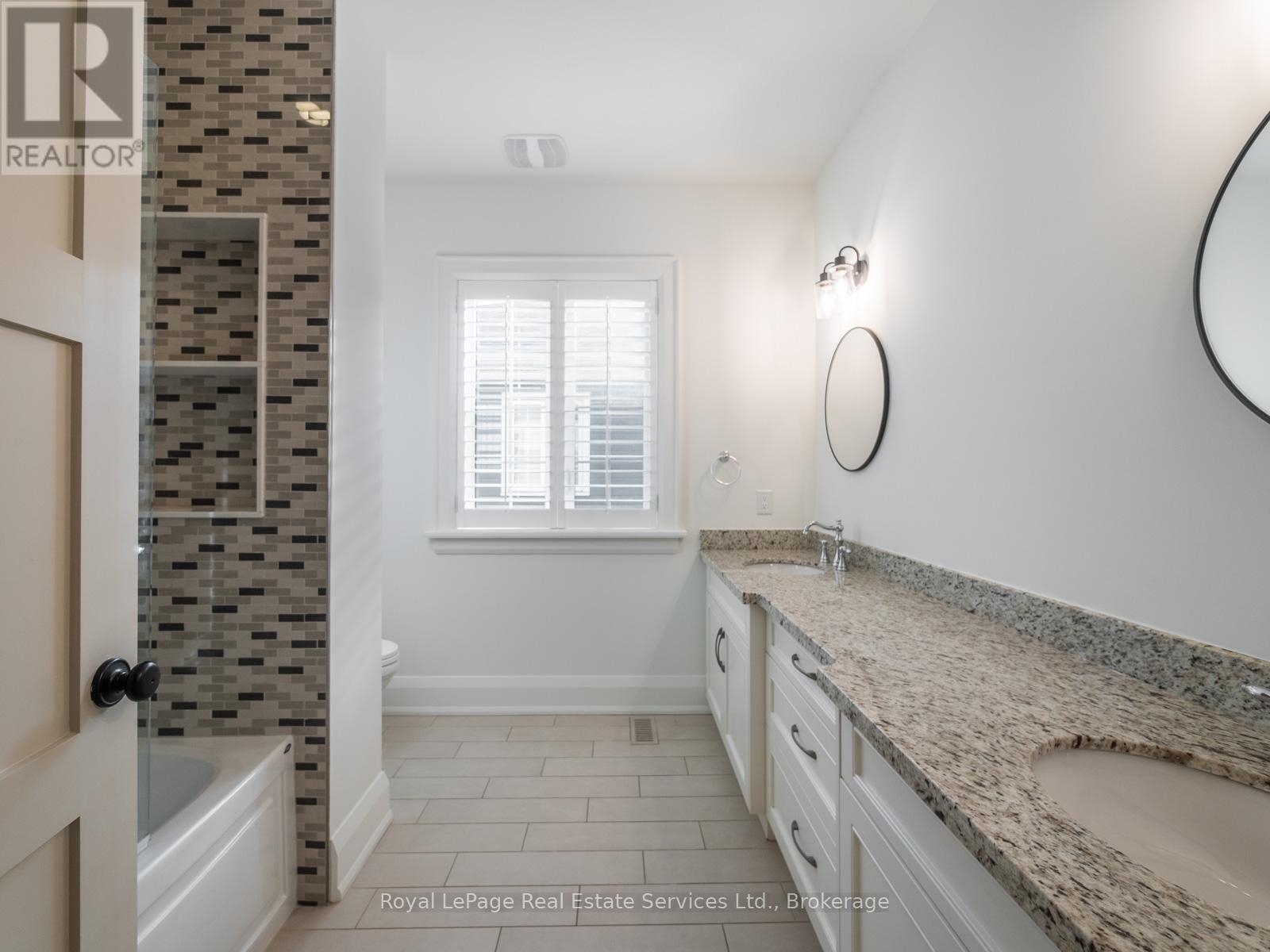 437 Inglehart Street N, Oakville, Ontario  L6J 3J5 - Photo 36 - W12726074