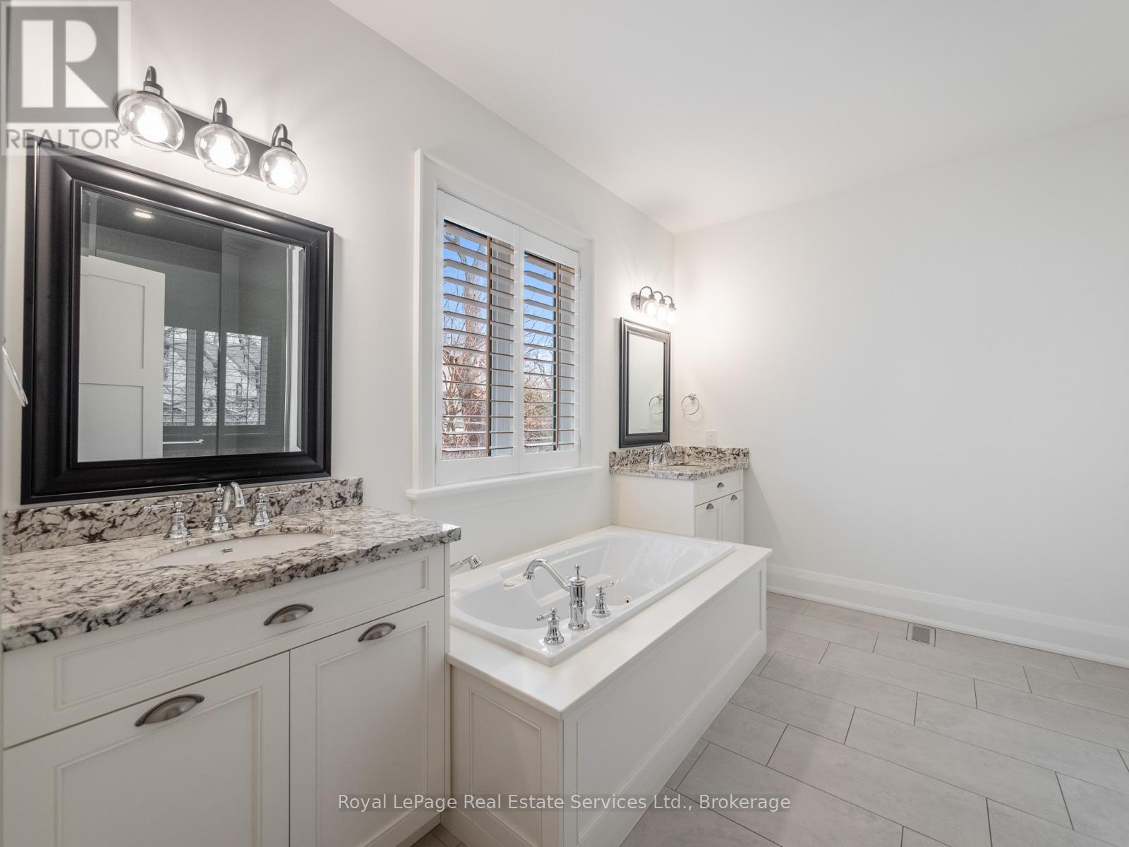 437 Inglehart Street N, Oakville, Ontario  L6J 3J5 - Photo 28 - W12726074