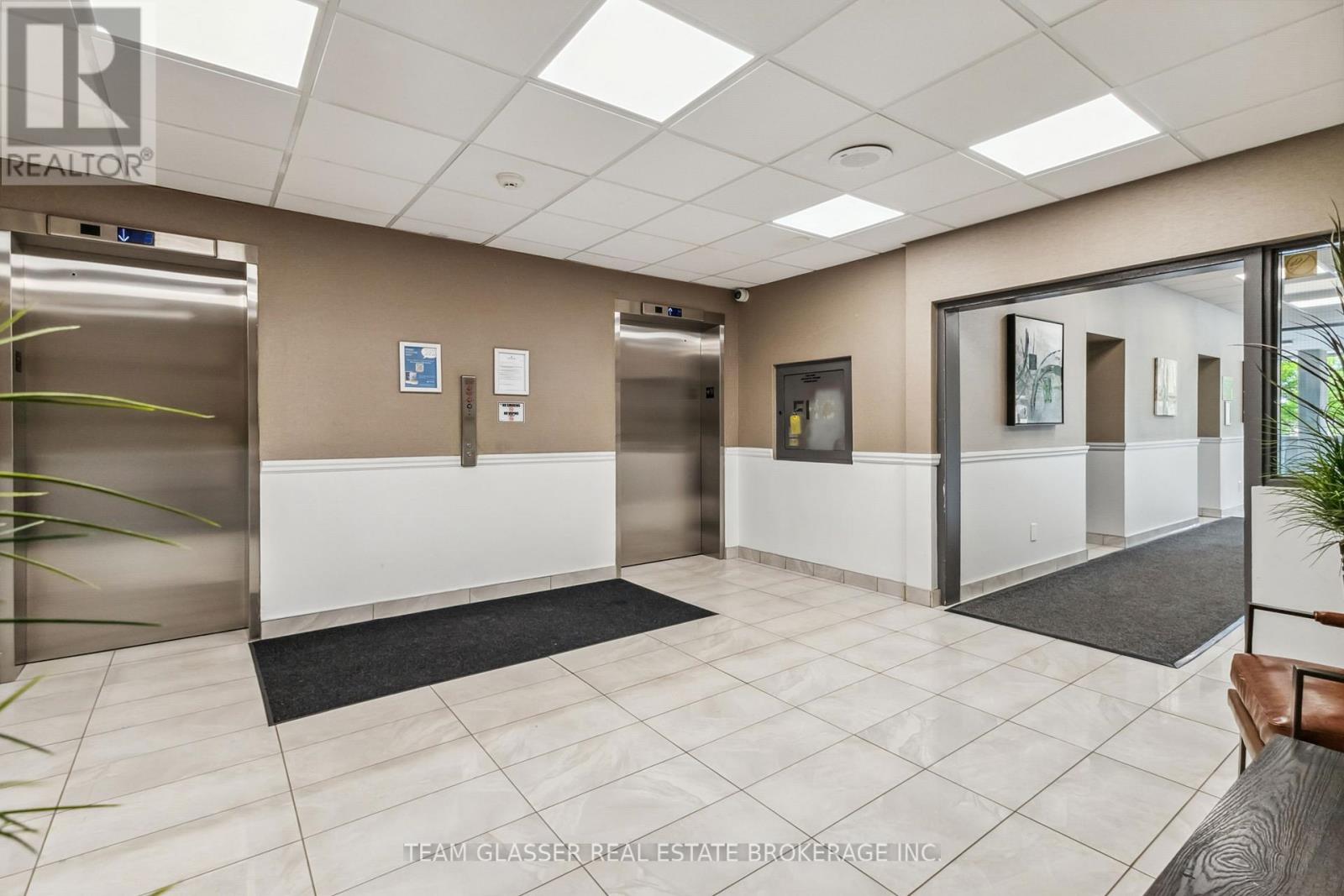 410 - 21 King Street, London East, Ontario  N6A 5H3 - Photo 4 - X12726026