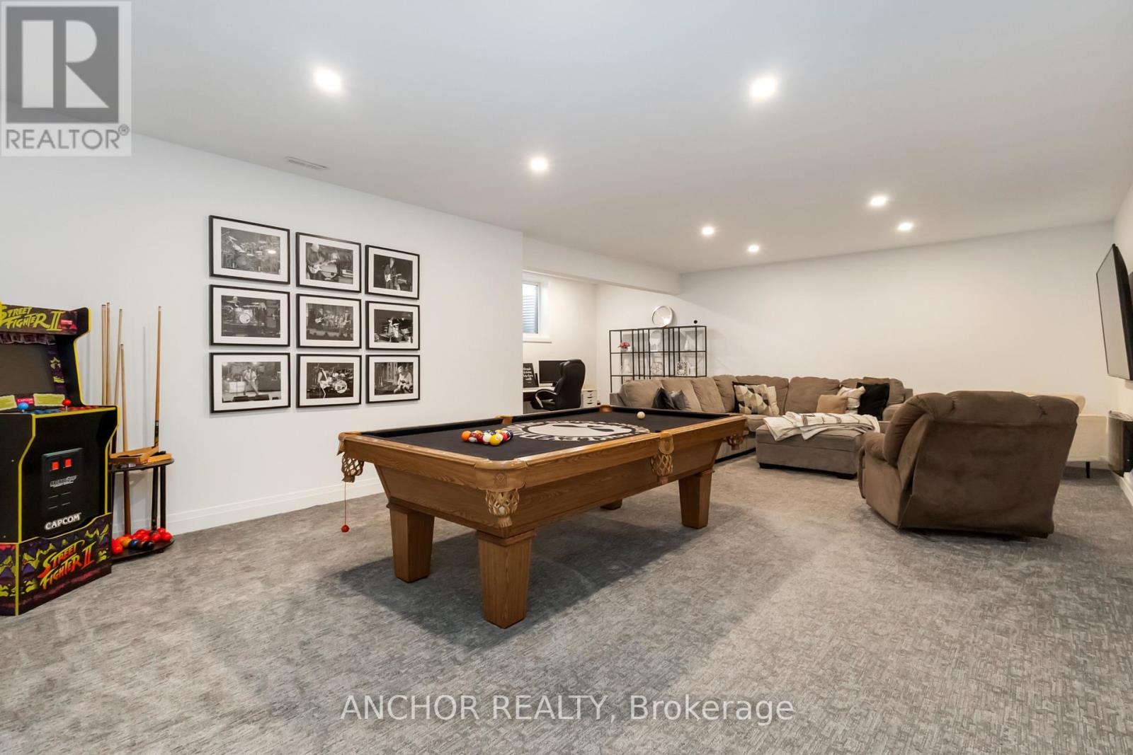 17 Kemp Crescent, Strathroy-Caradoc, Ontario  N7G 0G3 - Photo 34 - X12726130