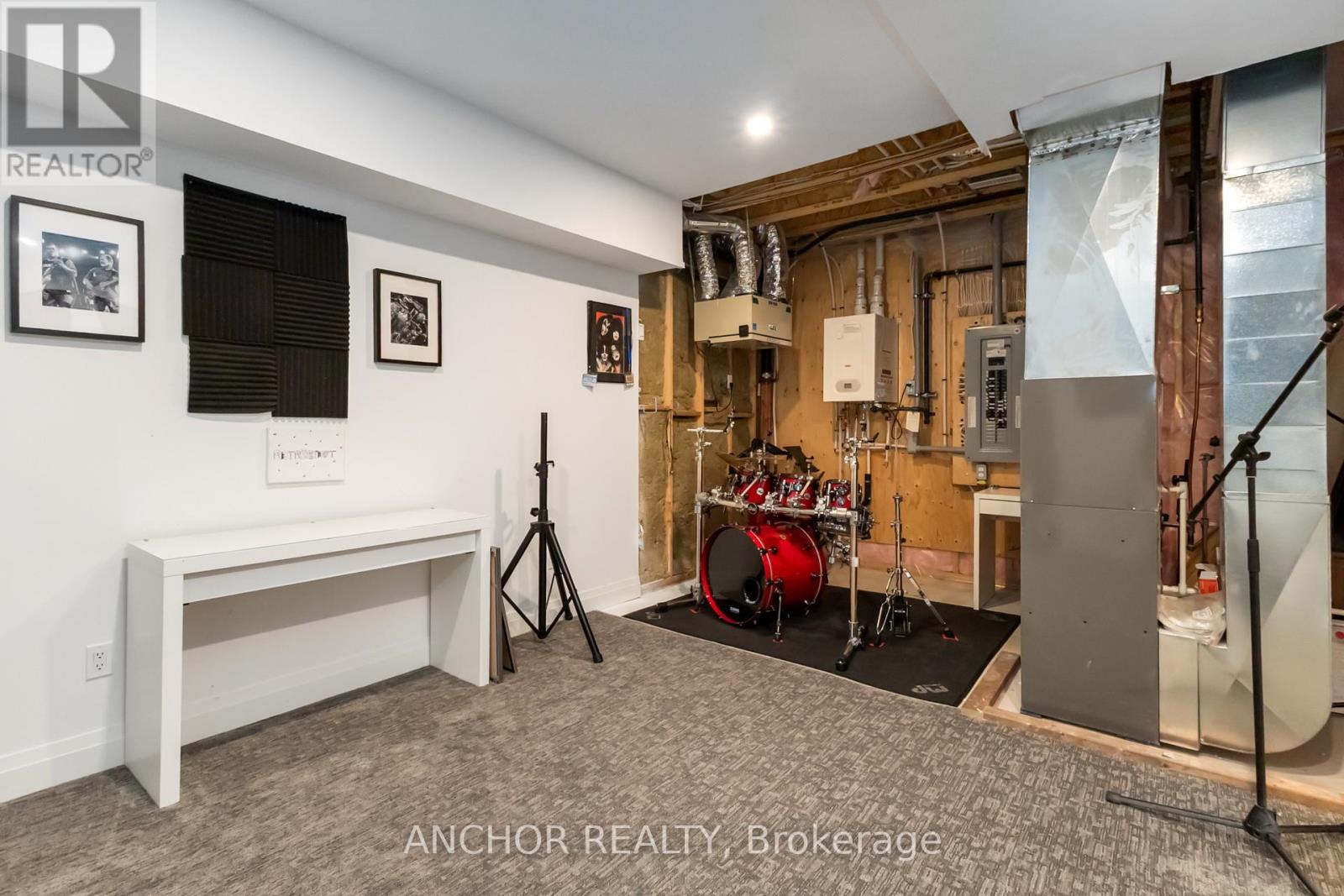 17 Kemp Crescent, Strathroy-Caradoc, Ontario  N7G 0G3 - Photo 41 - X12726130