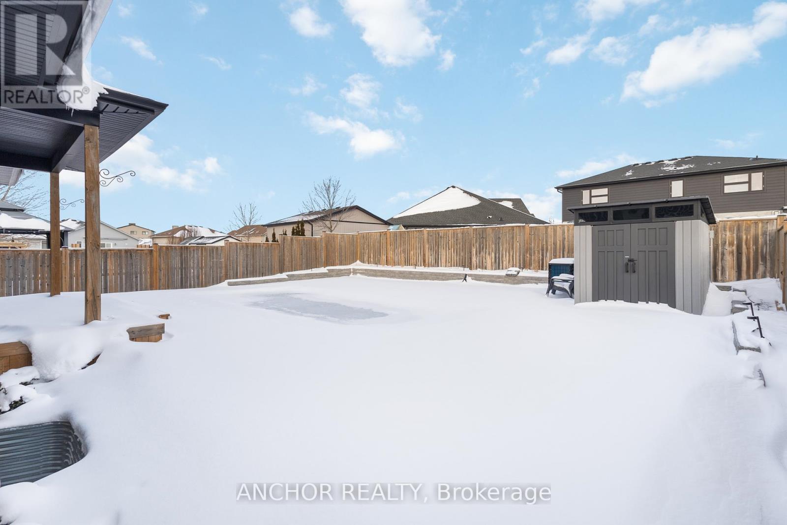 17 Kemp Crescent, Strathroy-Caradoc, Ontario  N7G 0G3 - Photo 46 - X12726130