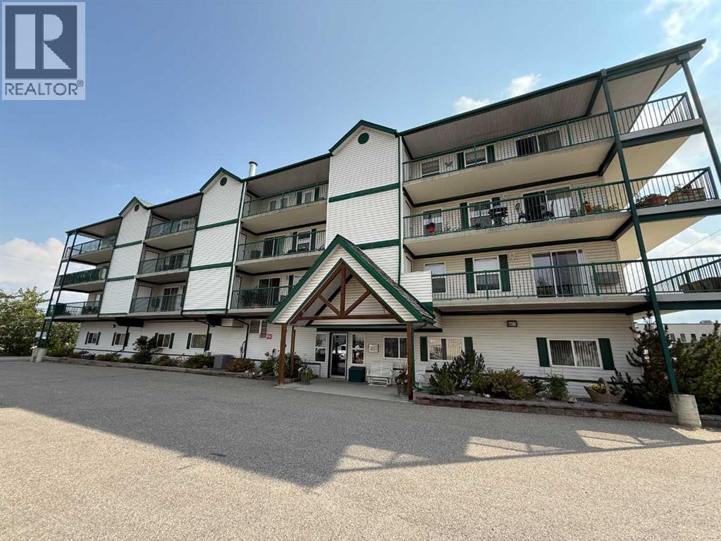 204, 228 Pembina Avenue, Hinton, Alberta