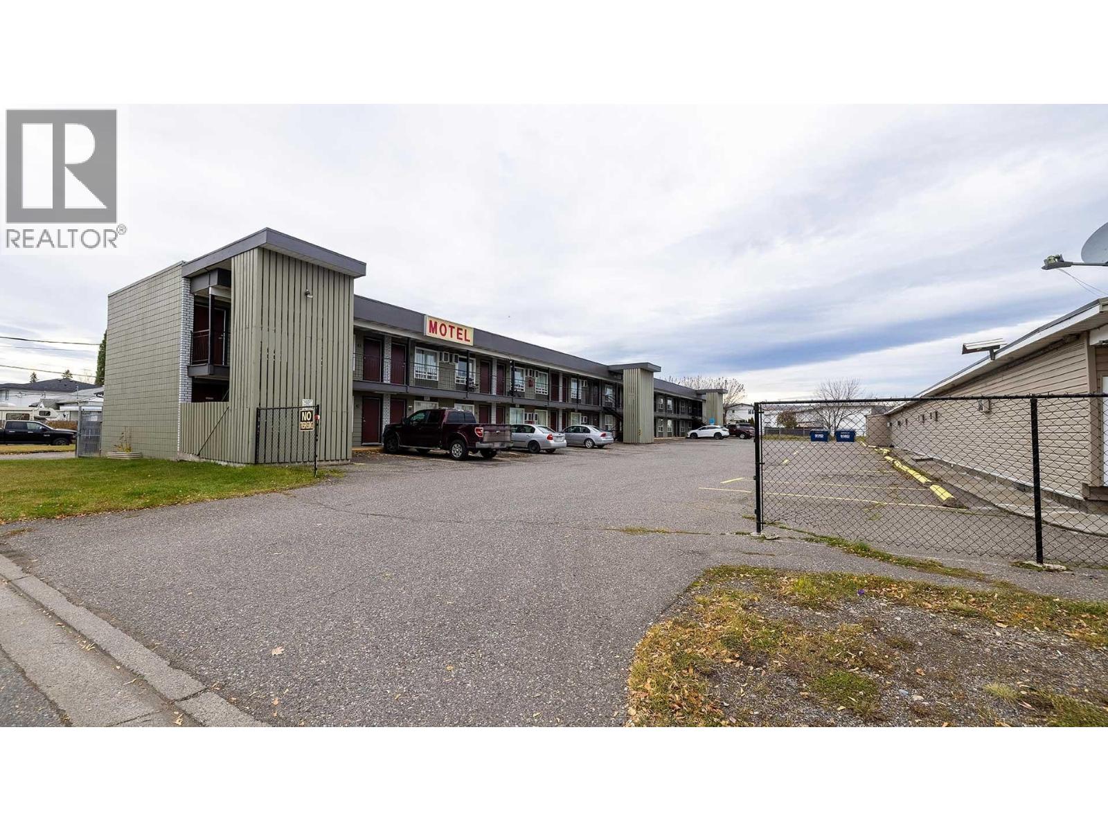 1737 20th Avenue, Prince George, British Columbia  V2L 4B9 - Photo 8 - C8075494