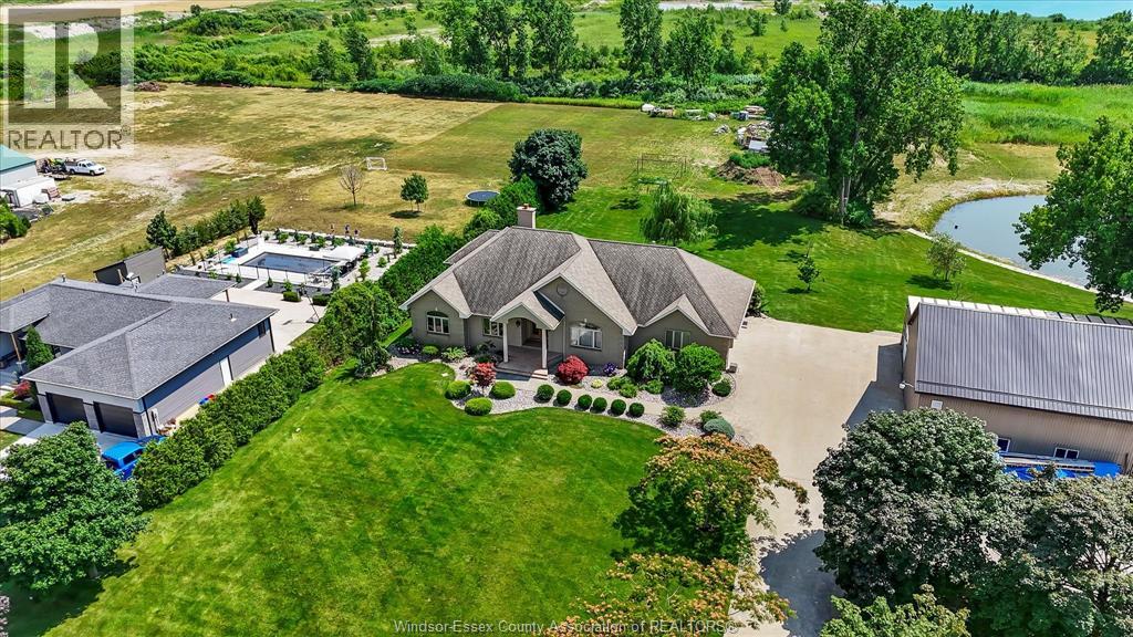 210 Mersea 3, Leamington, Ontario  N8H 3V5 - Photo 1 - 26001854