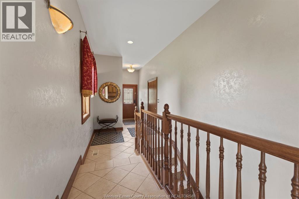 210 Mersea 3, Leamington, Ontario  N8H 3V5 - Photo 18 - 26001854