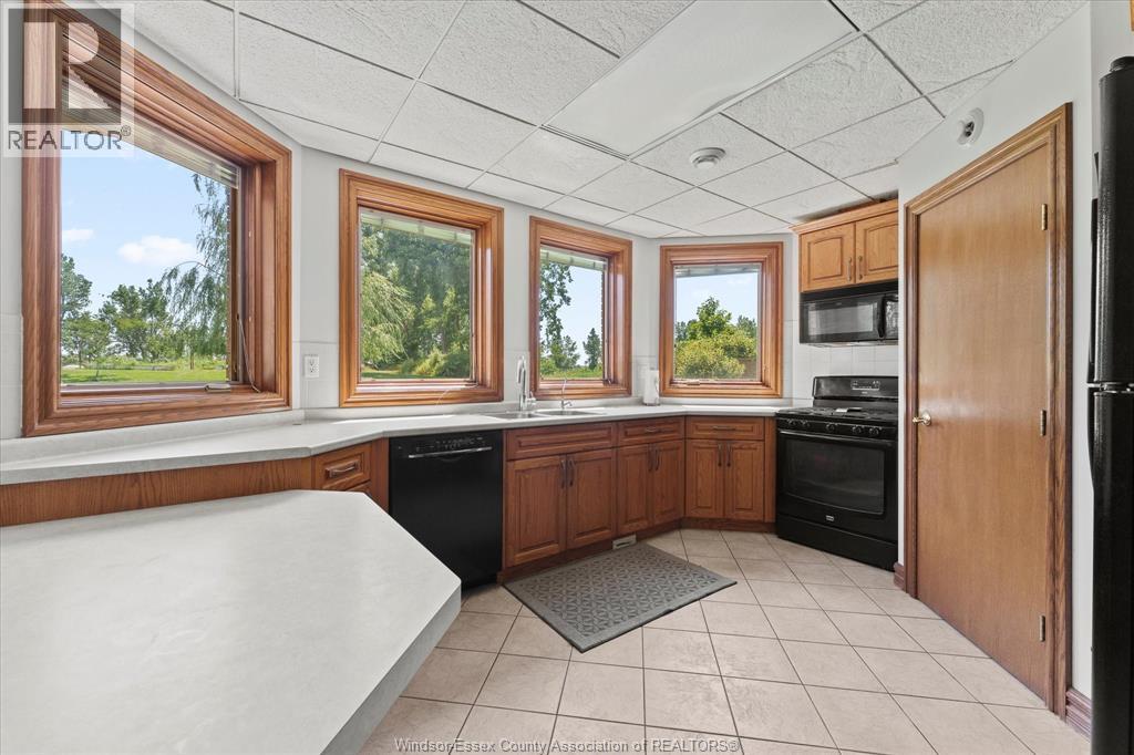 210 Mersea 3, Leamington, Ontario  N8H 3V5 - Photo 26 - 26001854