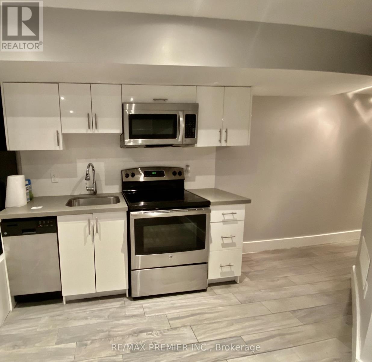 1 - 50 Pape Avenue, Toronto, Ontario  M4M 2V6 - Photo 3 - E12725624