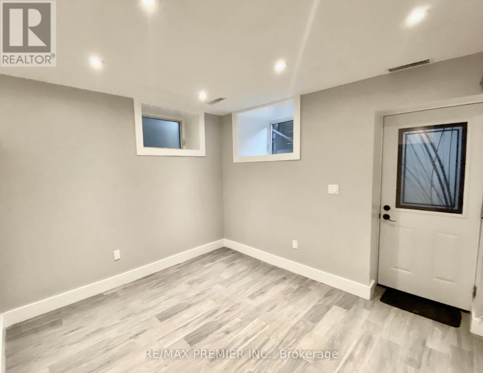1 - 50 Pape Avenue, Toronto, Ontario  M4M 2V6 - Photo 6 - E12725624