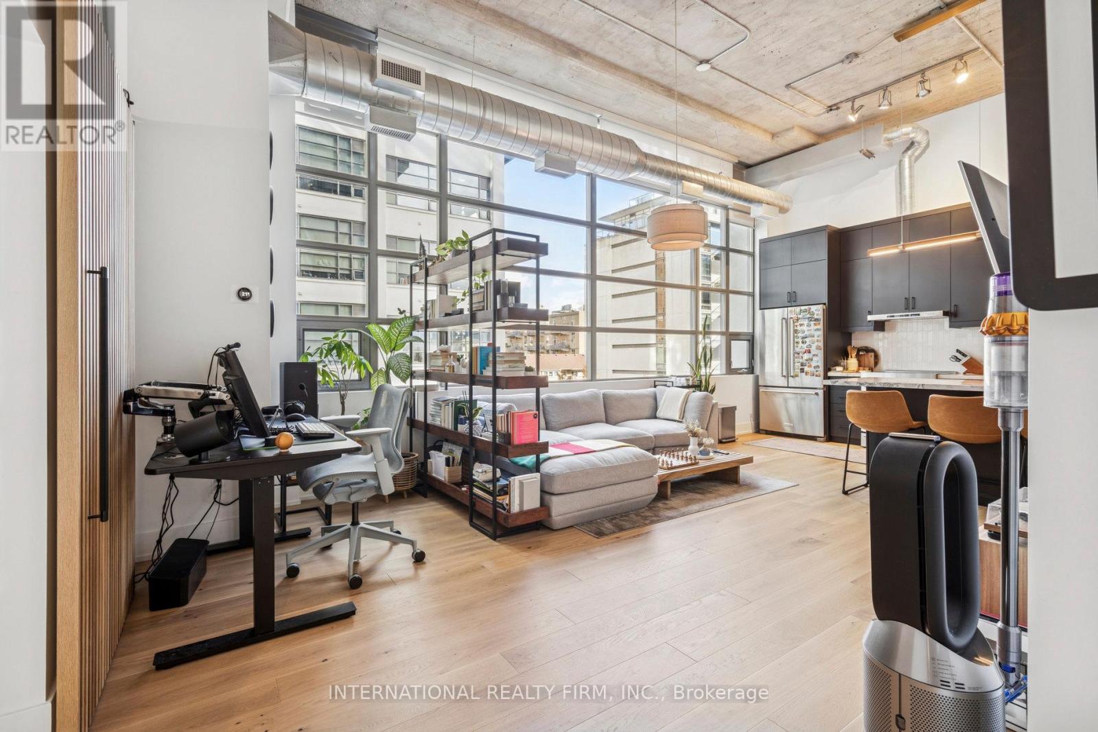 303 - 637 Lake Shore Boulevard W, Toronto, Ontario  M5V 3J6 - Photo 5 - C12725990