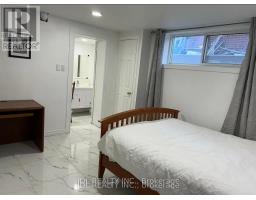 MASTER BEDROOM - 80 MOSEDALE CRES CRESCENT, Toronto, Ontario