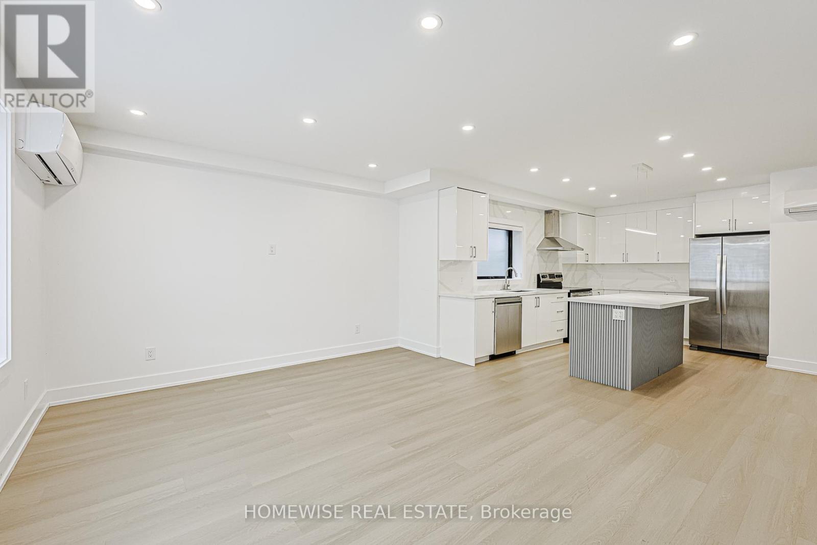 999 Eglington Avenue W, Toronto, Ontario  M6C 2C7 - Photo 12 - C12726004