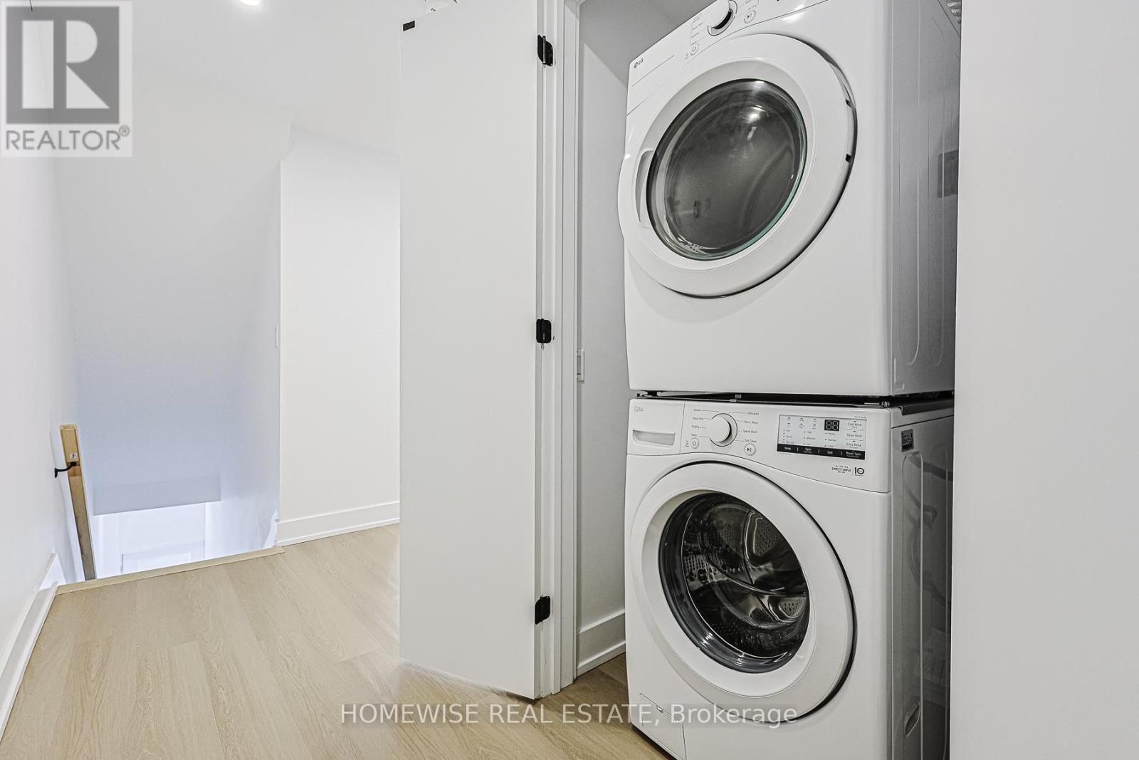 999 Eglington Avenue W, Toronto, Ontario  M6C 2C7 - Photo 18 - C12726004