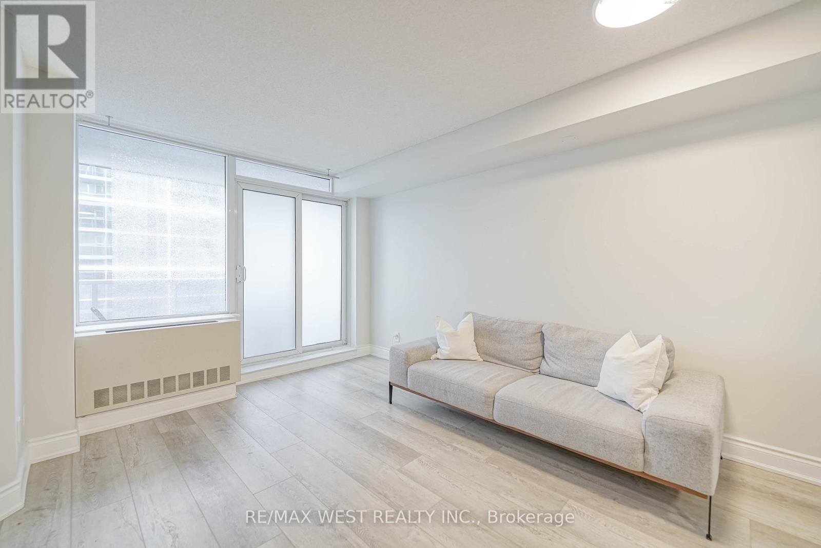 2909 - 4978 Yonge Street, Toronto, Ontario  M2N 7G8 - Photo 3 - C12726008