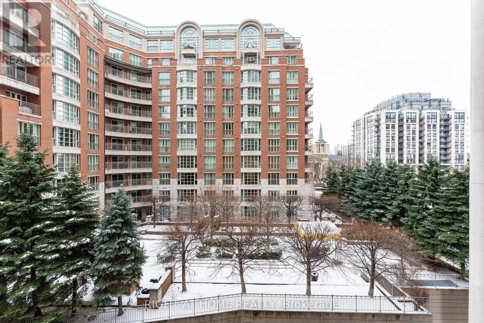 402 - 48 St Clair Avenue W, Toronto, Ontario  M4V 2Z2 - Photo 36 - C12726020