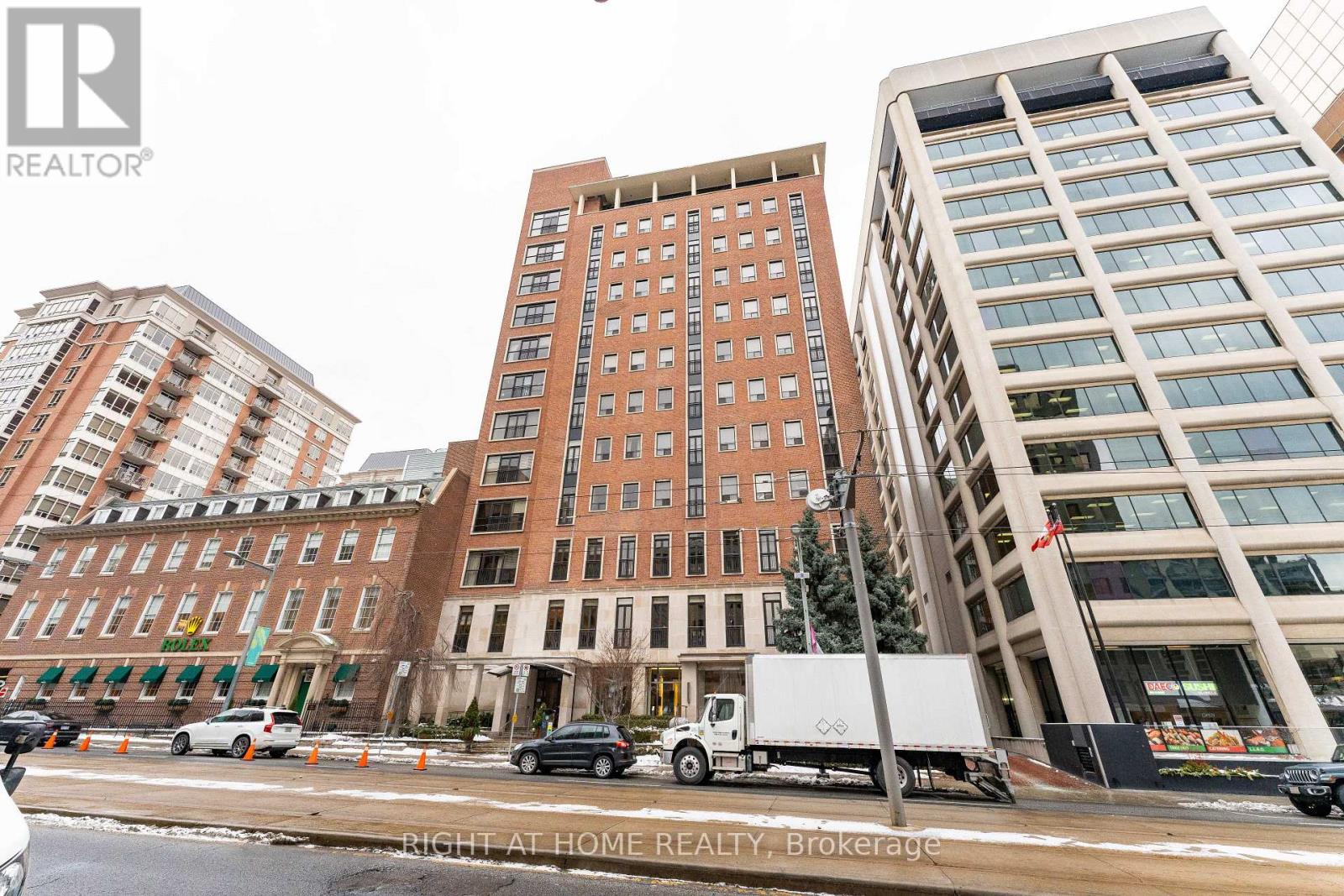 402 - 48 St Clair Avenue W, Toronto, Ontario  M4V 2Z2 - Photo 41 - C12726020