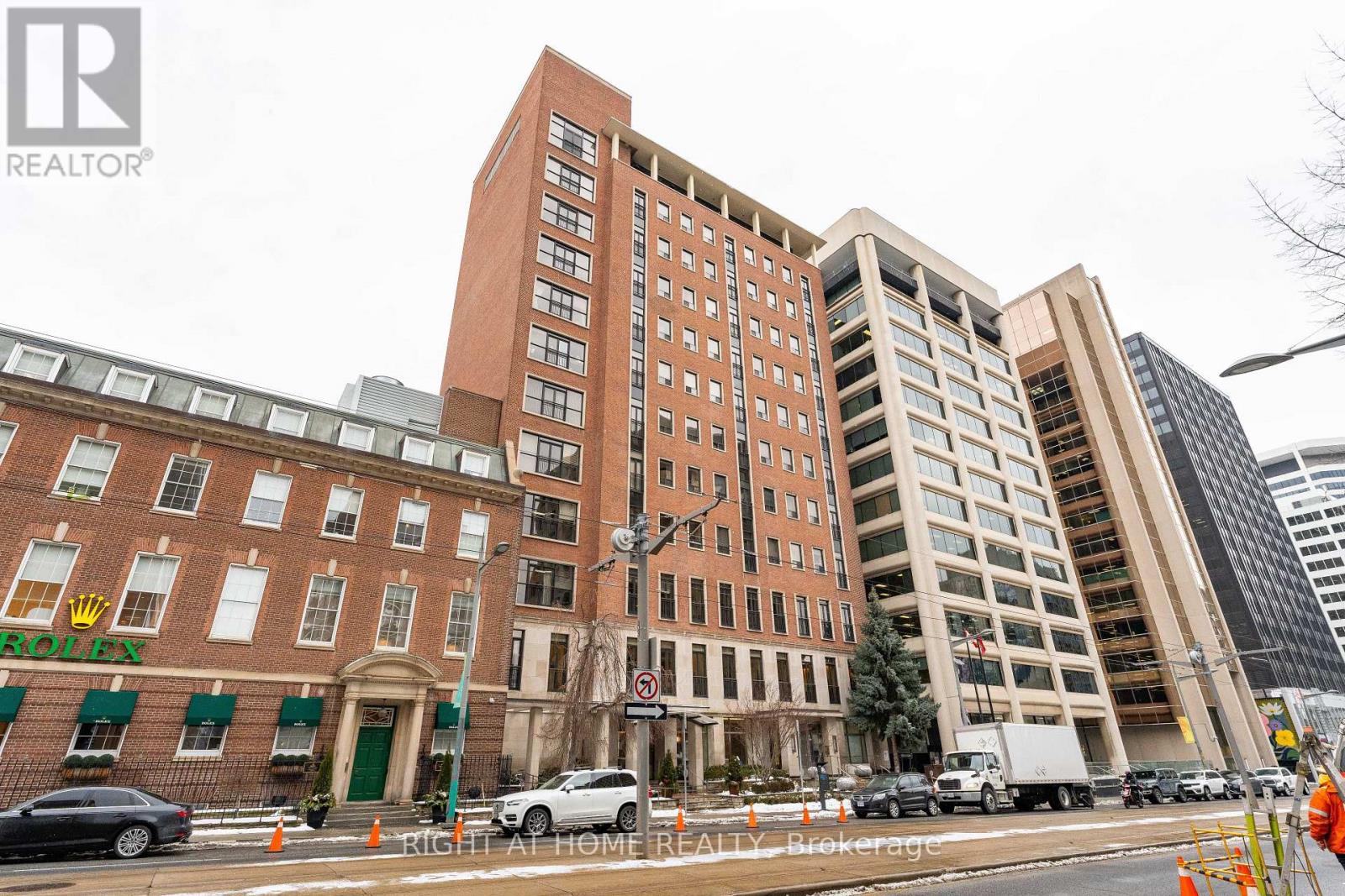 402 - 48 St Clair Avenue W, Toronto, Ontario  M4V 2Z2 - Photo 42 - C12726020