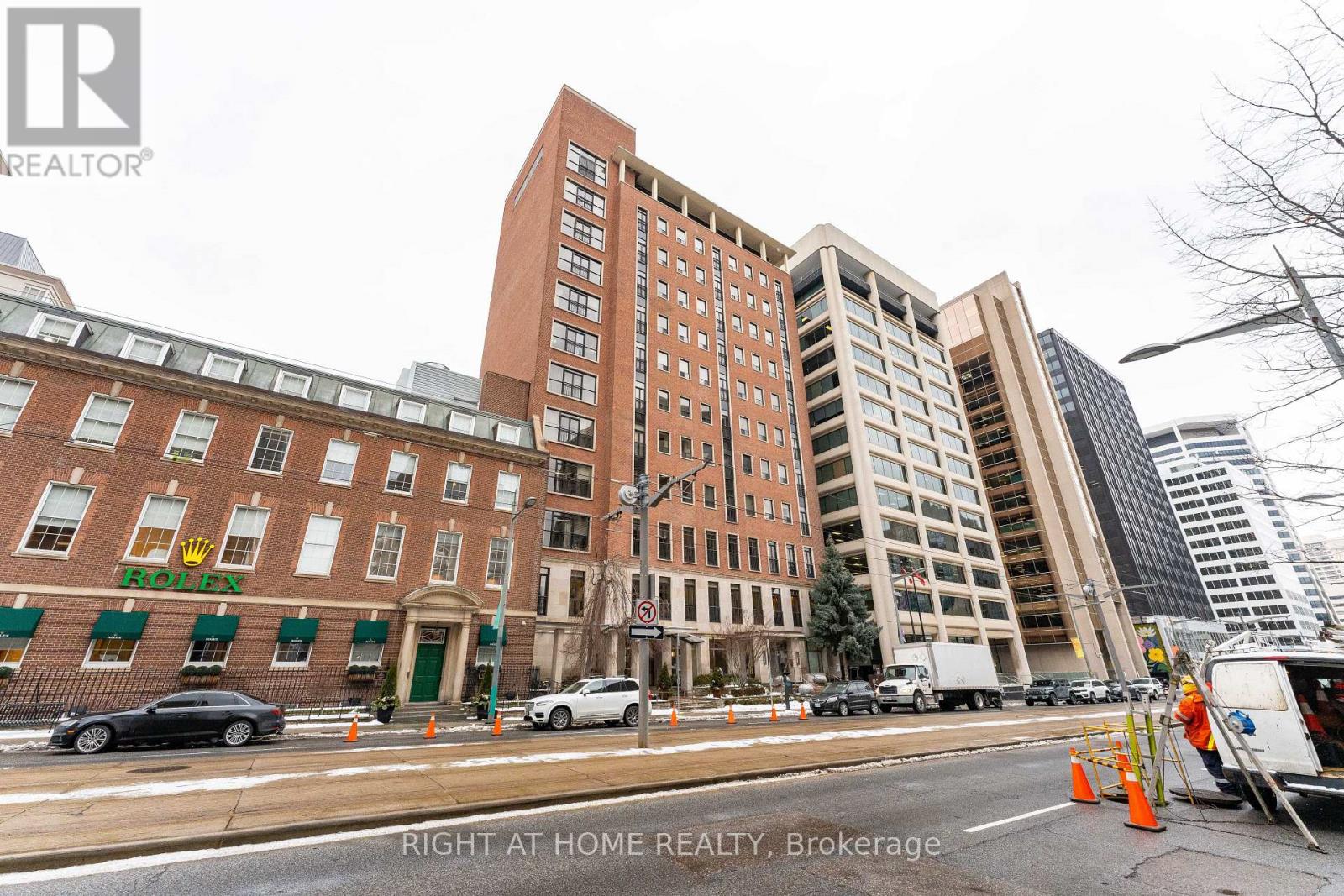 402 - 48 St Clair Avenue W, Toronto, Ontario  M4V 2Z2 - Photo 43 - C12726020