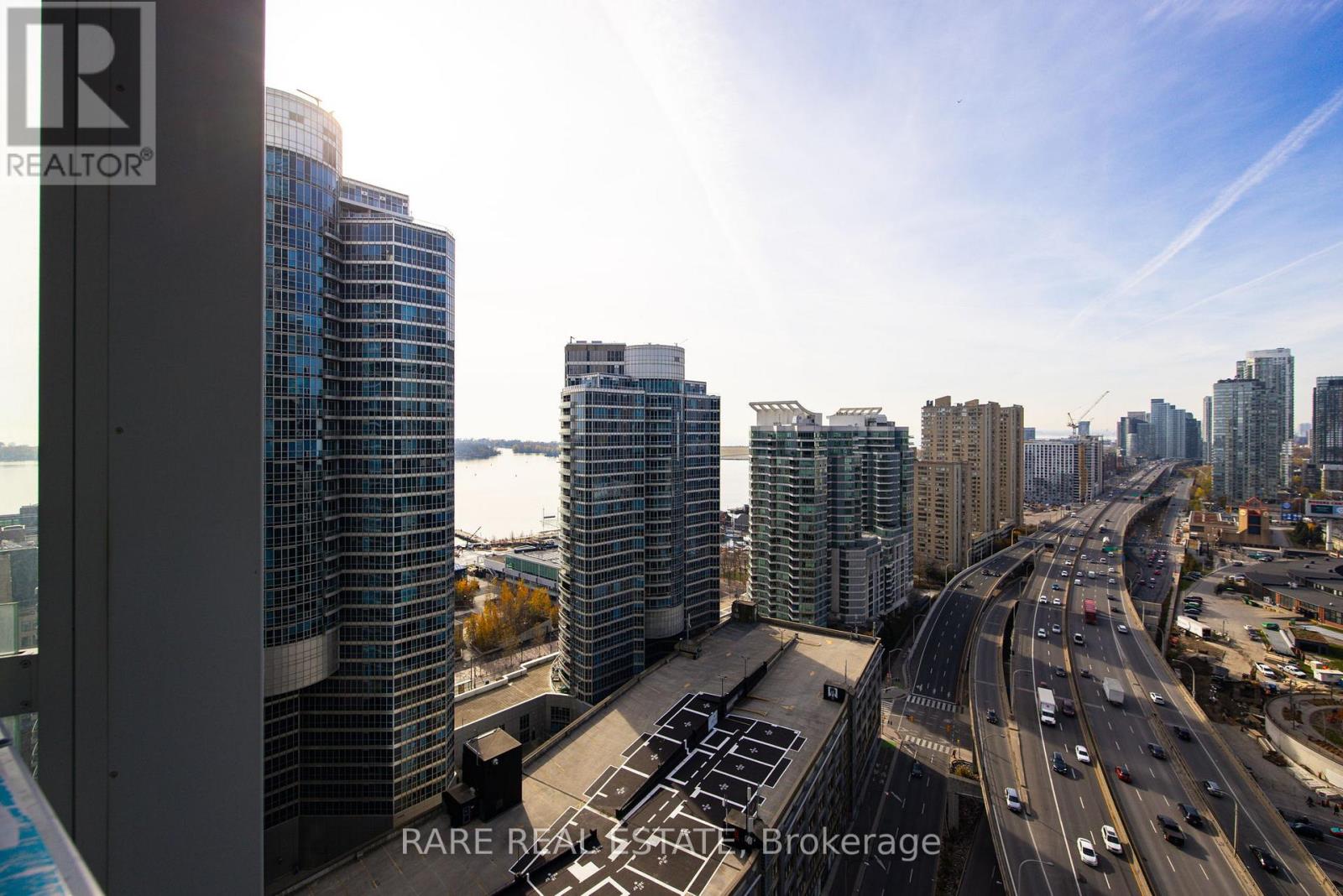 2510 - 10 York Street, Toronto, Ontario  M5J 0E1 - Photo 2 - C12726114