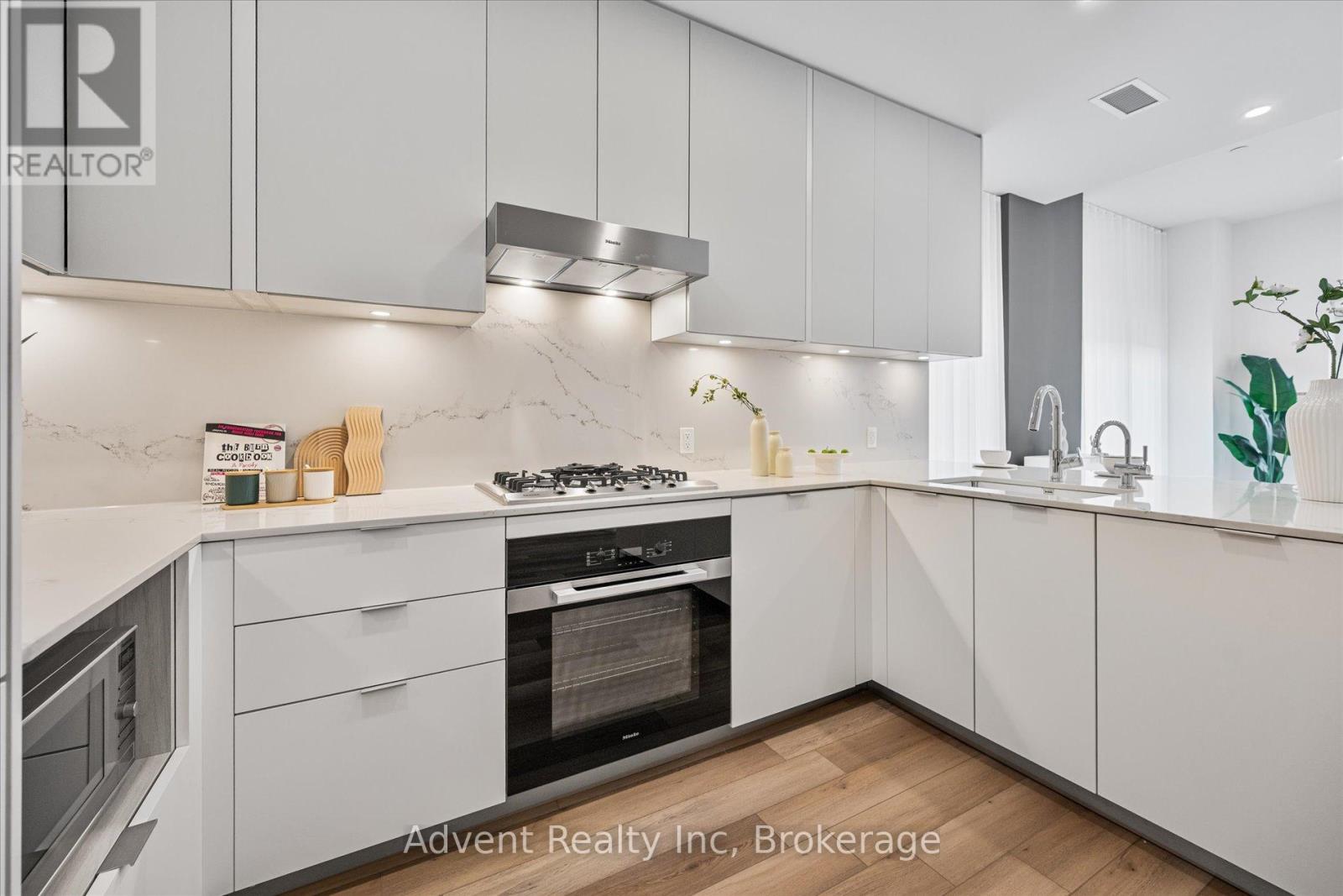 127w - 8 Cedarland Drive, Markham, Ontario  L6G 0H4 - Photo 12 - N12725984