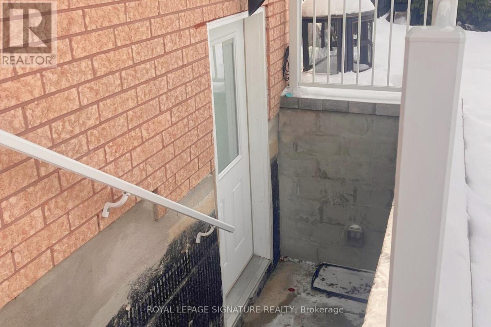 Basement - 53 Guery Crescent, Vaughan, Ontario  L4L 9P4 - Photo 2 - N12726014