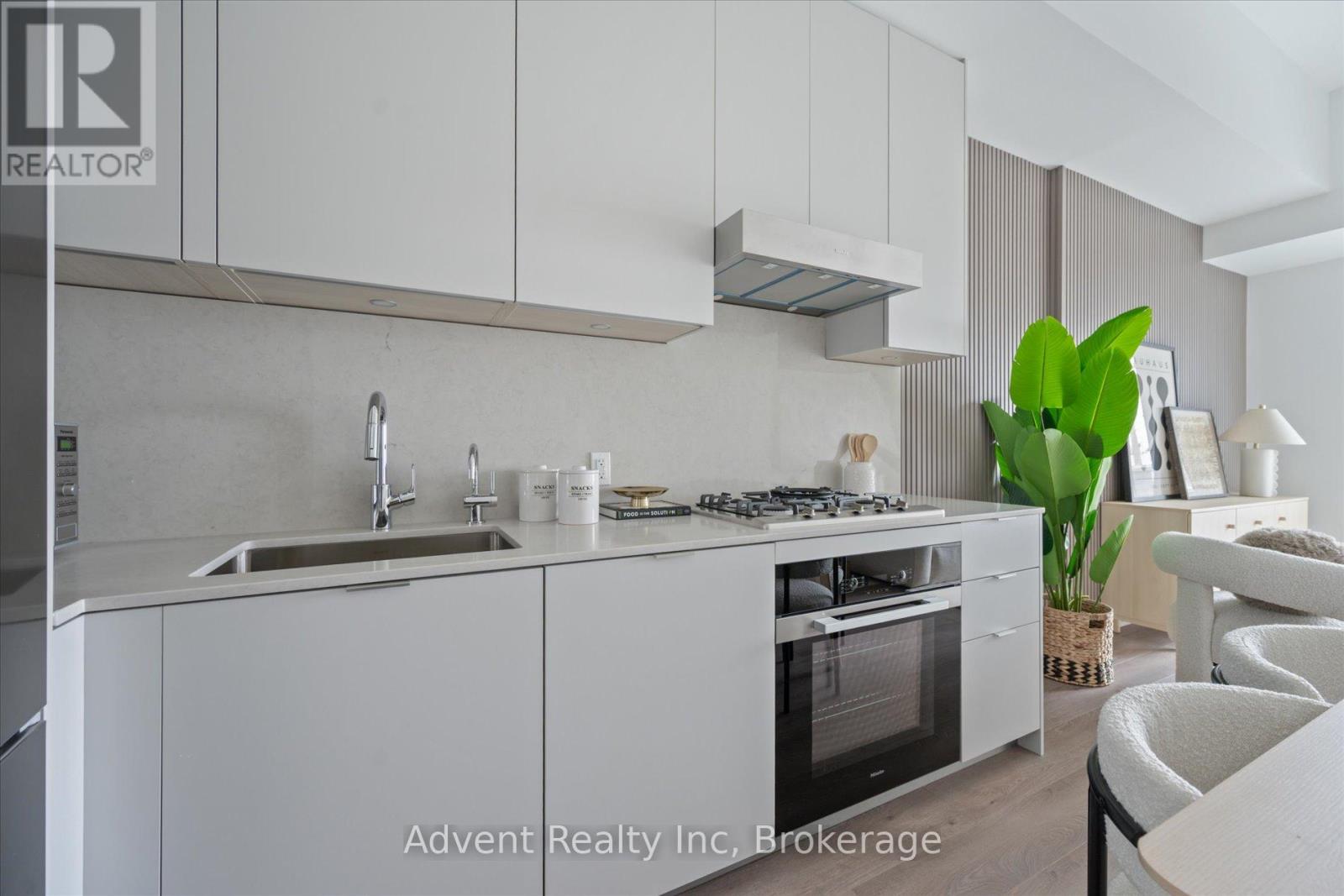 132 - 8 Cedarland Drive, Markham, Ontario  L6G 0H4 - Photo 9 - N12726030